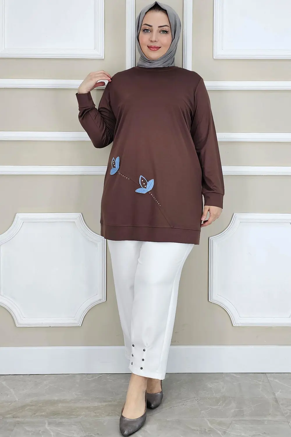 KADIN ÇİÇEK DİKME DETAYLI TESETTÜR TUNİK KADIN ÇİÇEK DİKME DETAYLI TESETTÜR TUNİK