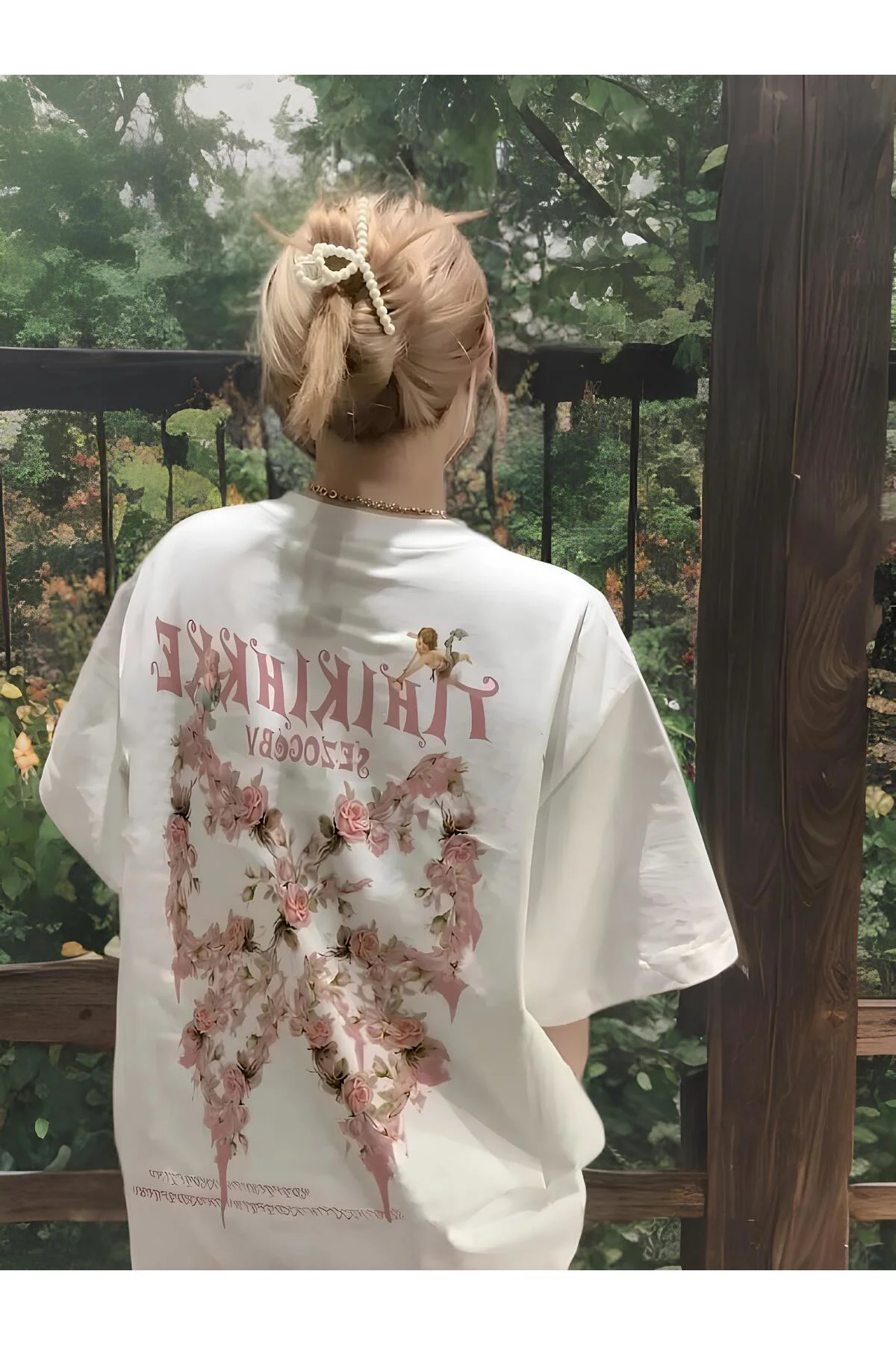 Kadın Çiçekli Baskılı Oversize Kısa Kollu Beyaz tıhıkıhkke Tshirt