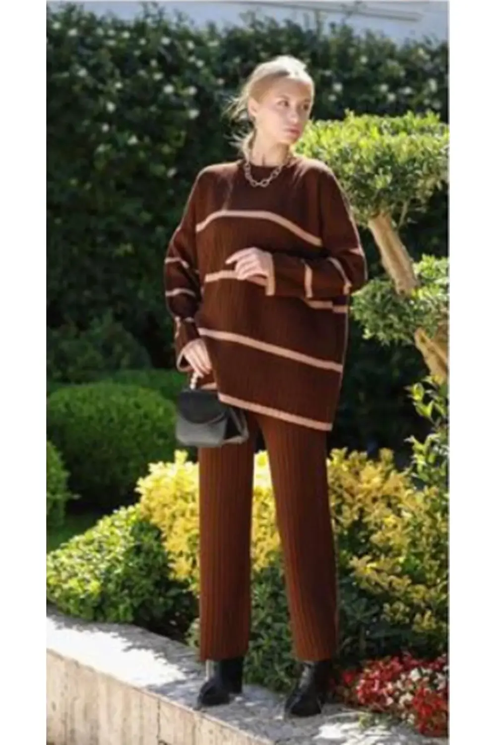 Kadın Çizgili Dokuma Kahve Triko Takım