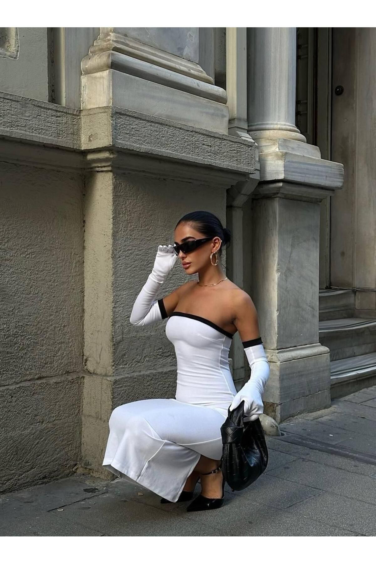 Kadın Dalgıç Kumaş Askısız Yırtmaç Detaylı Elbise