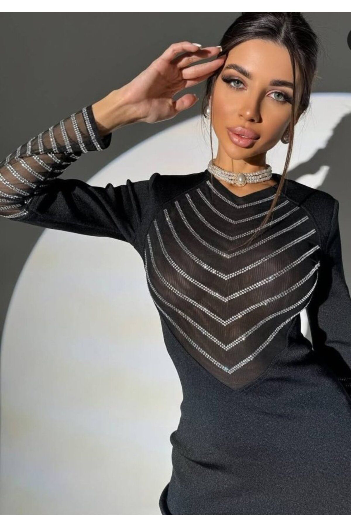 Kadın Dalgıç Kumaş Tül Ve Taş Aksesuarlı Maxi Boy Elbise