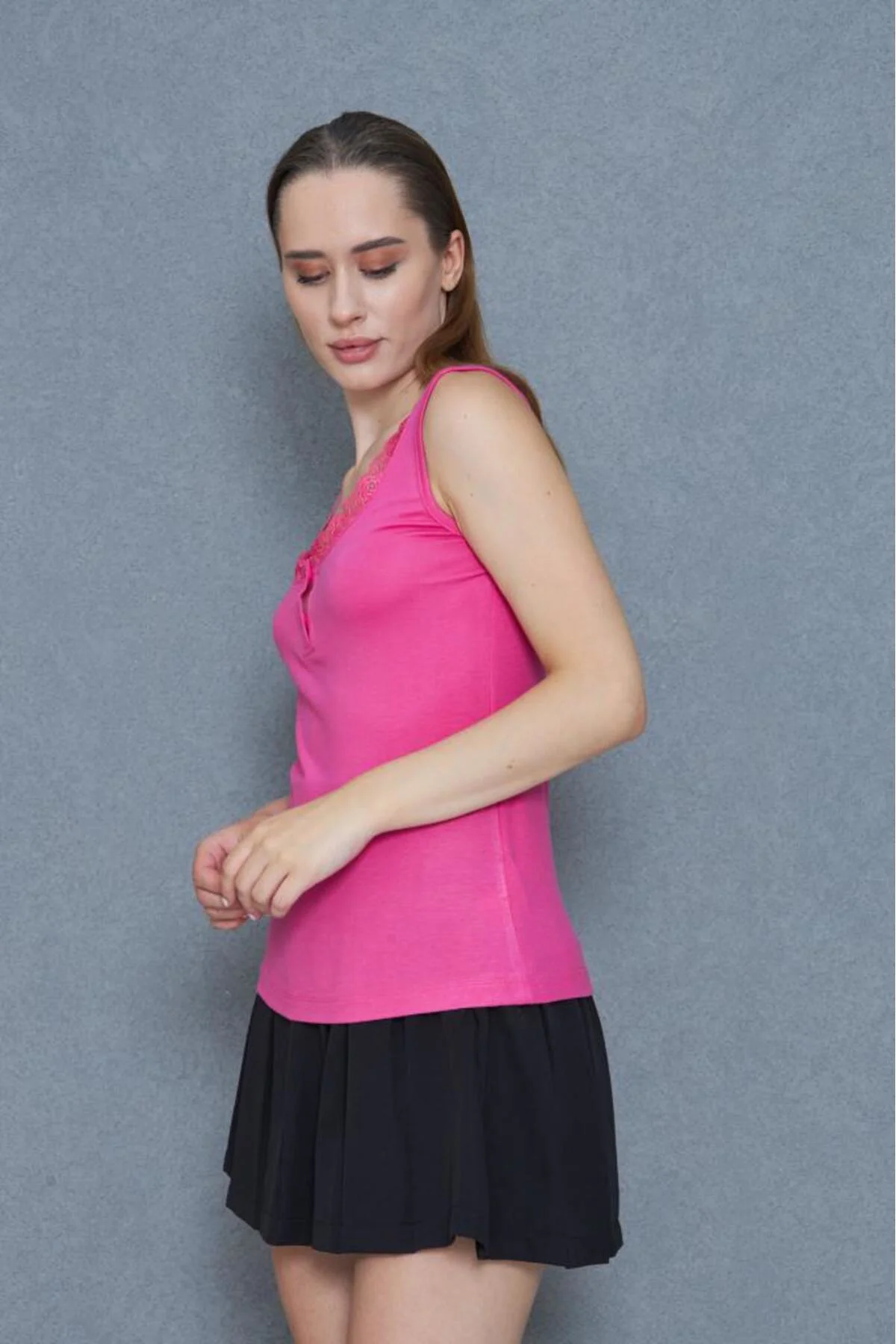 Kadın Dantelli Likralı Pamuklu Body Bluz – U Yaka, Kalın Askılı, Tüylenmez 3750210