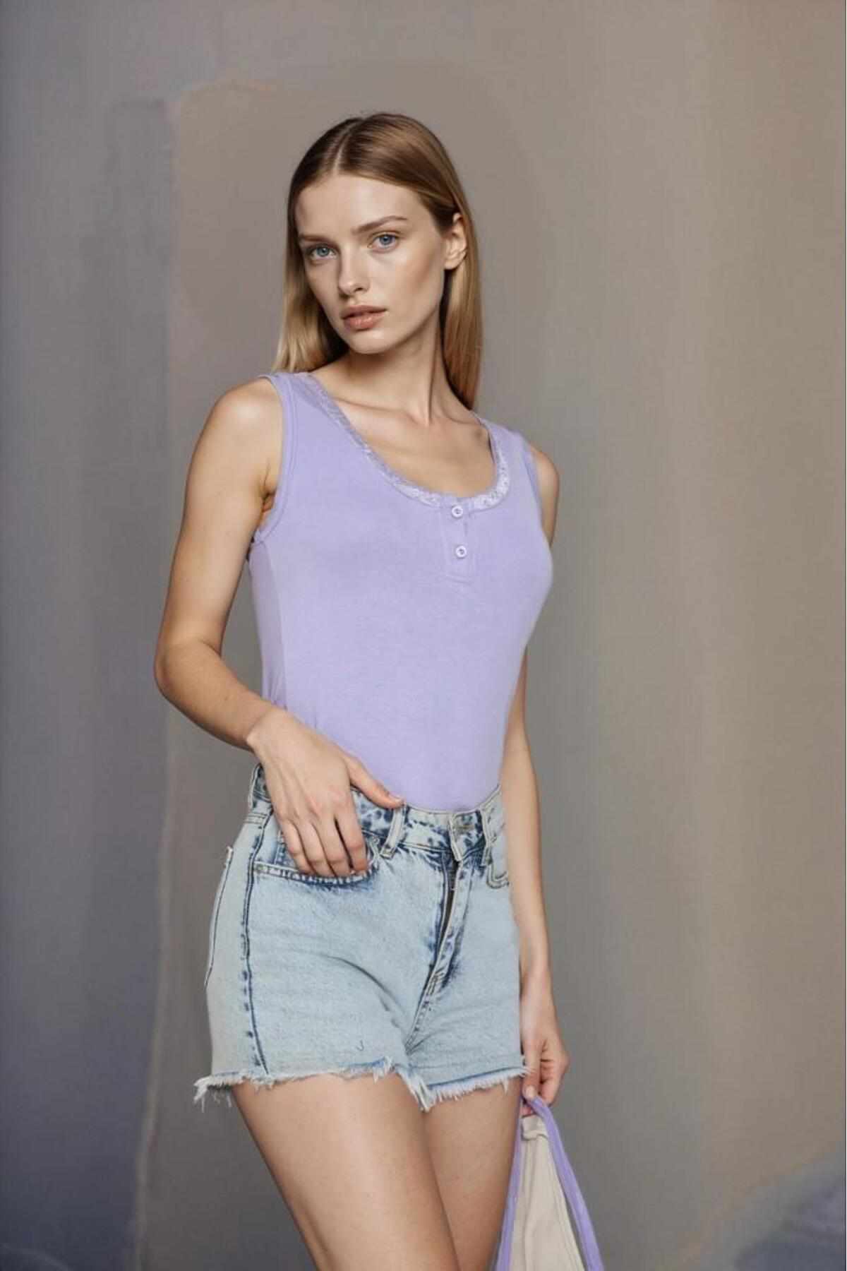 Pasaklı Giyim Kadın Dantelli Likralı Pamuklu Body Bluz – U Yaka, Kalın Askılı, Pasaklı Giyim Kadın Dantelli Likralı Pamuklu Body Bluz – U Yaka, Kalın Askılı,