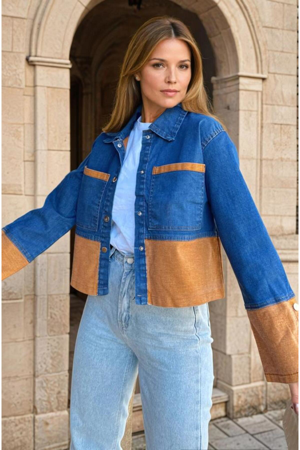 Kadın Denim Çift Renk Detaylı Manşetli Kot Ceket KT0072341 KT0072