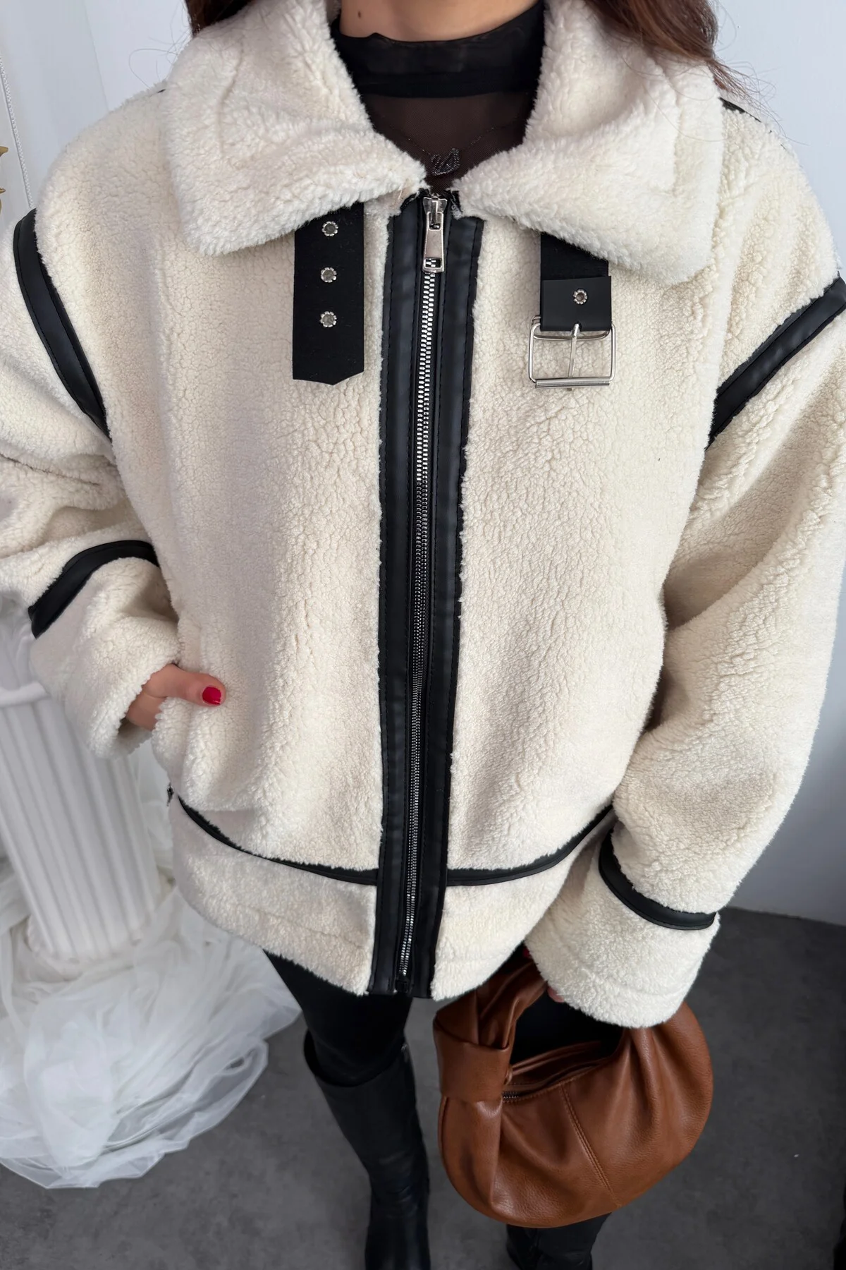 Kadın Deri Detaylı Oversize Peluş Mont - Premium Tasarım Biker Te