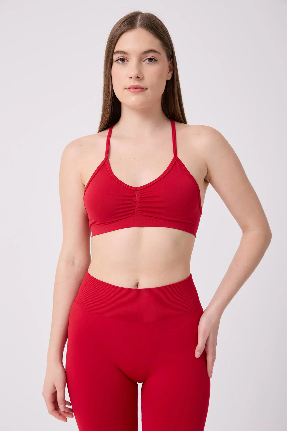 Kadın Dikişsiz Sporcu Sırt Detaylı Askılı Crop Büstiyer