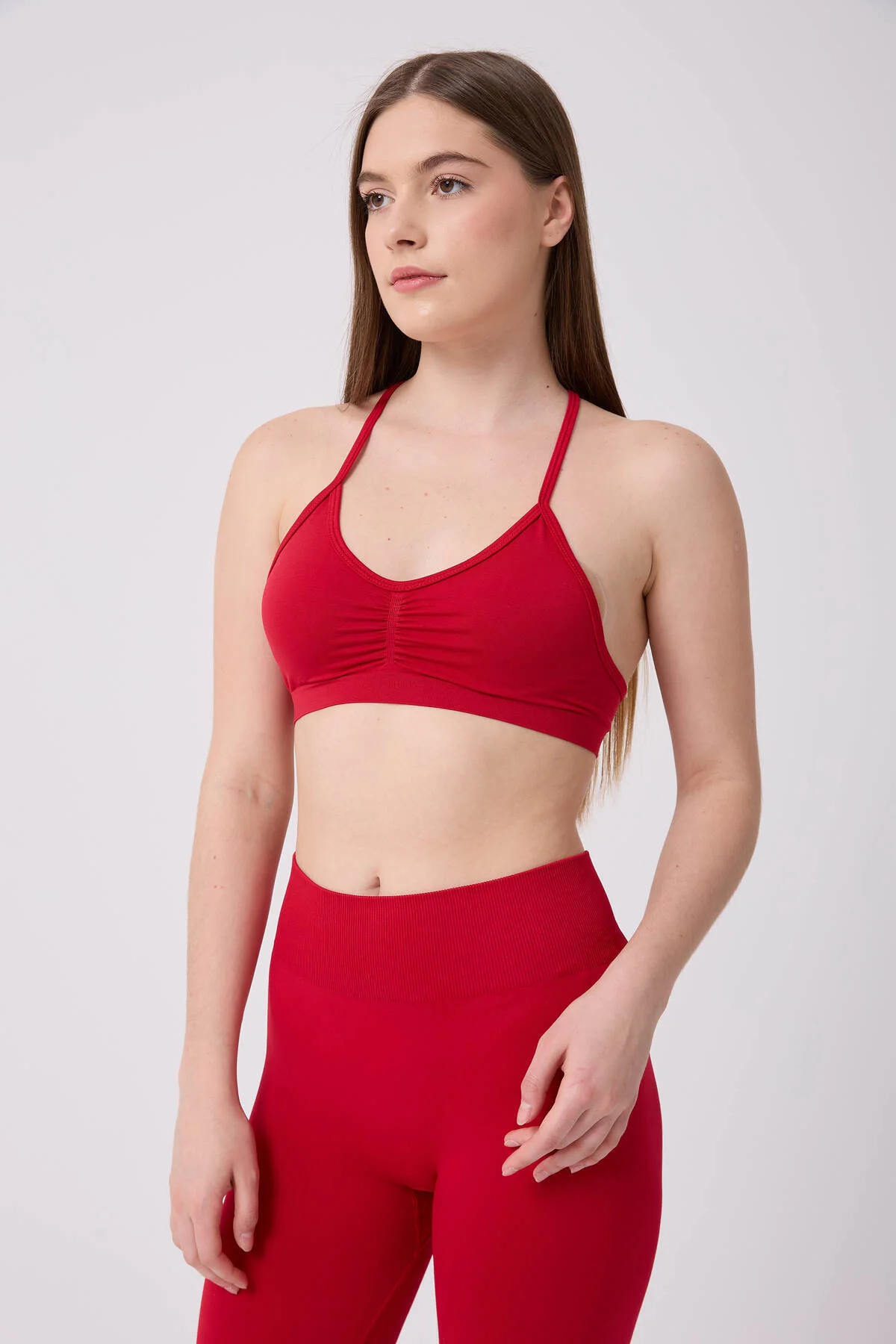 Kadın Dikişsiz Sporcu Sırt Detaylı Askılı Crop Büstiyer