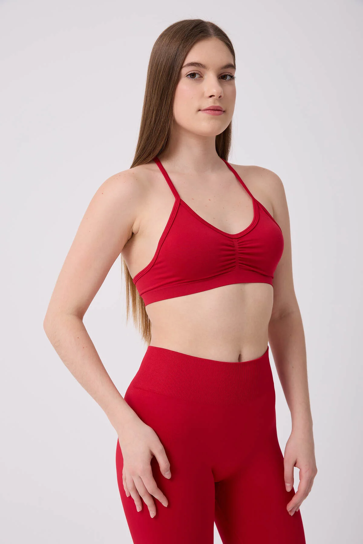 Kadın Dikişsiz Sporcu Sırt Detaylı Askılı Crop Büstiyer