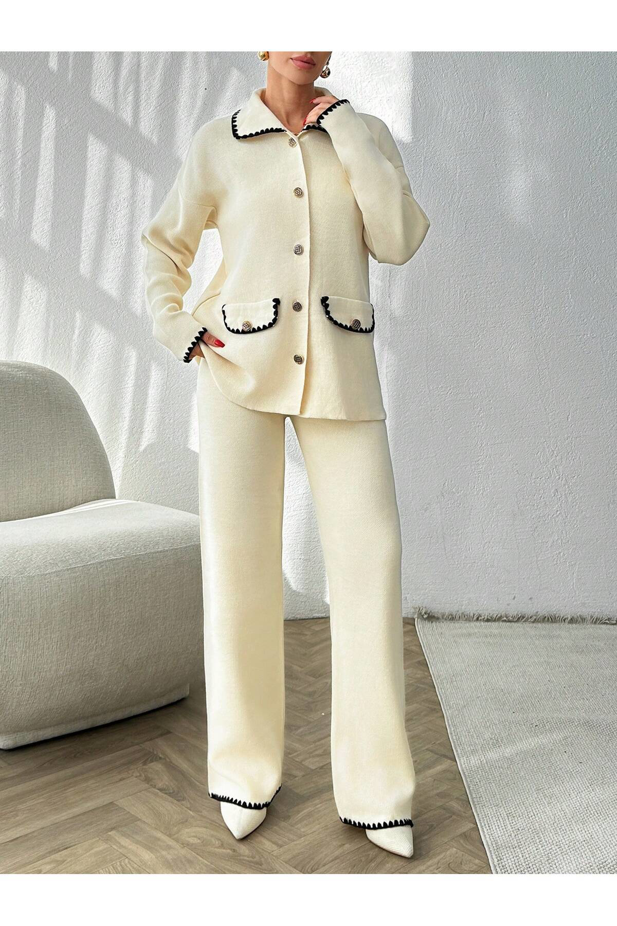 Diğer Markalar Kadın Düğmeli Çeket-Pantolonlu Çoban Dikişli Triko Takım Ekru