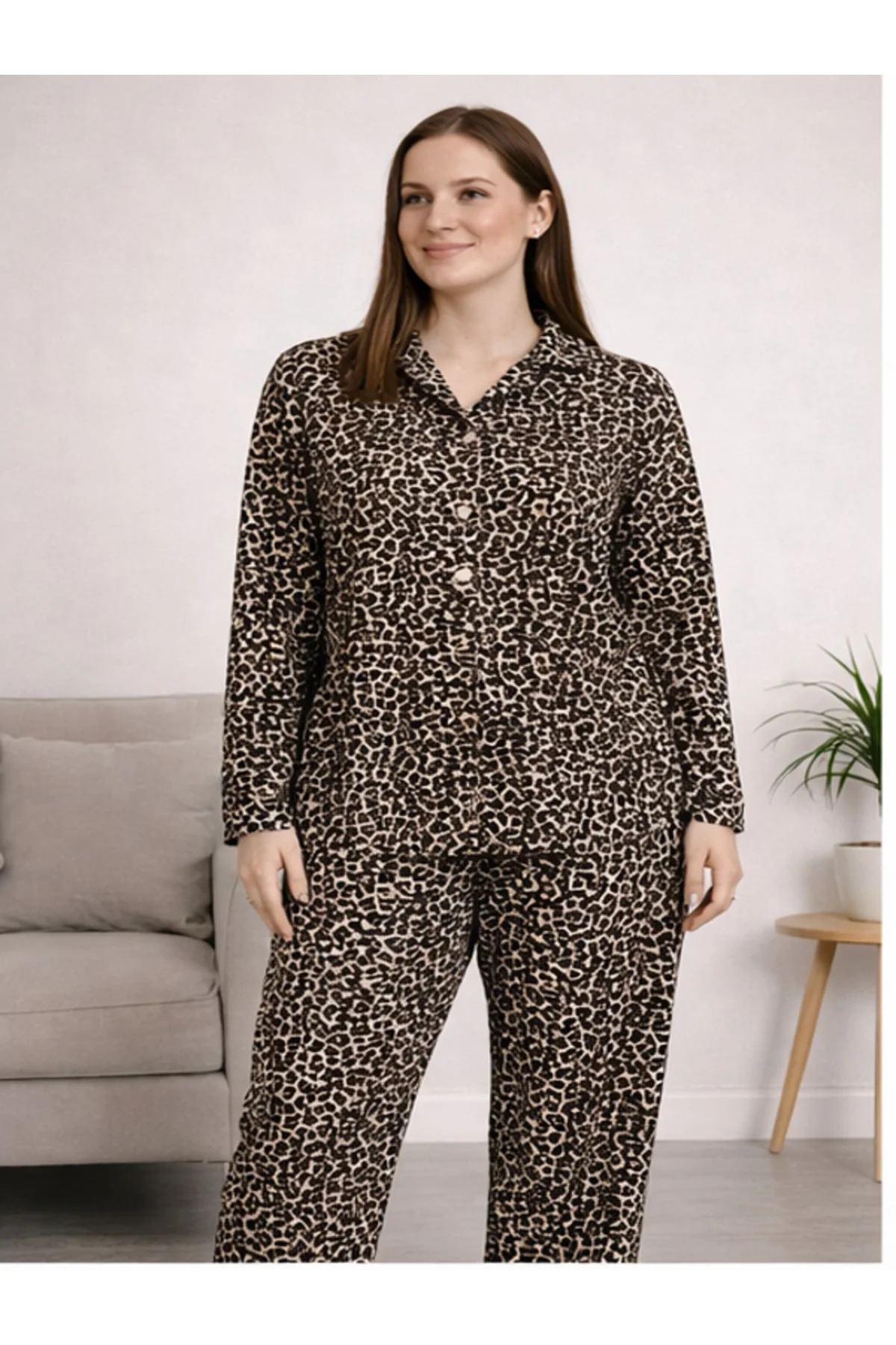 Kadın Düğmeli Dik Yaka Pijama Takımı Leopar Desenli 4 Mevsim Eşof