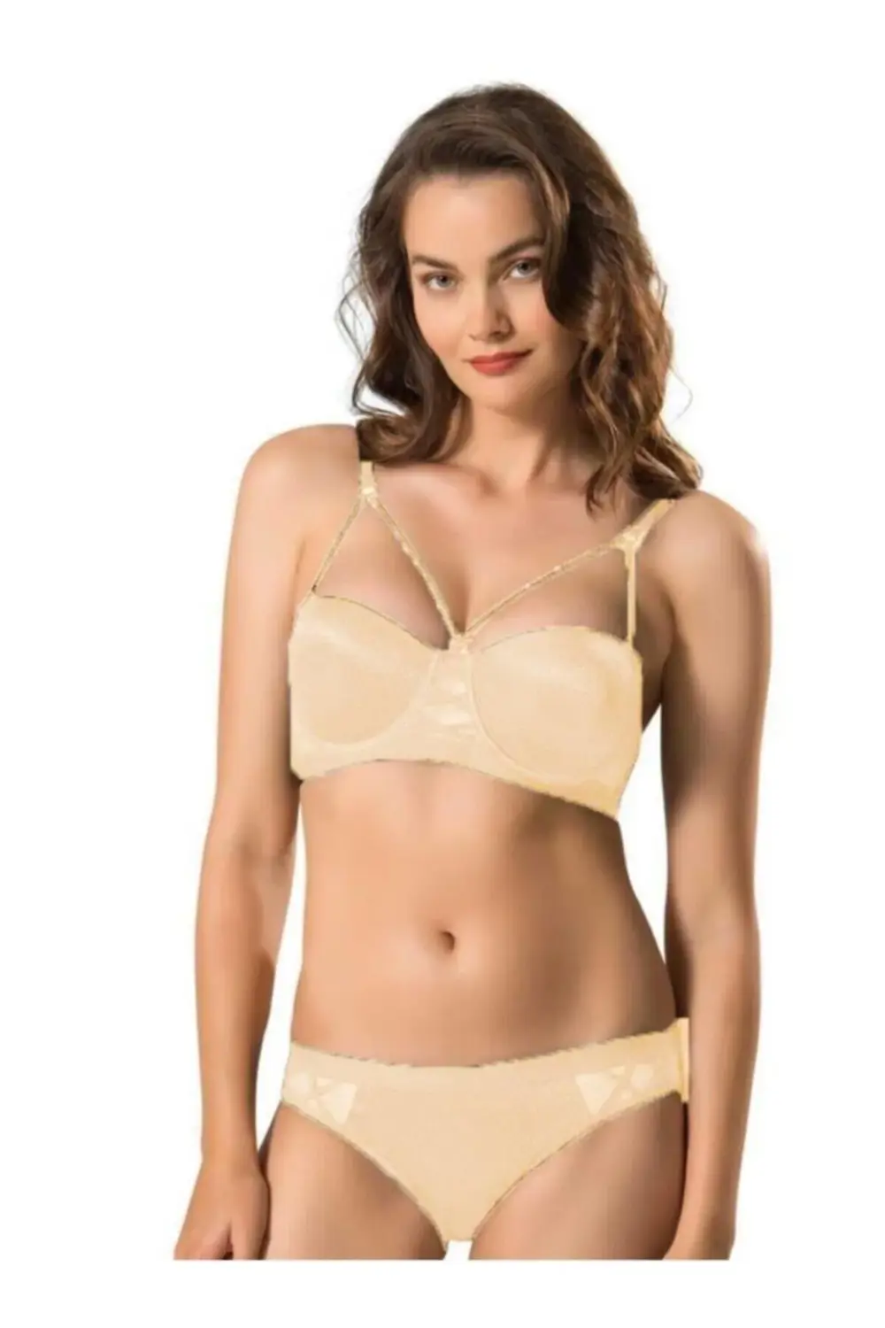 Kadın Ekru Iç Çamaşırı Takım