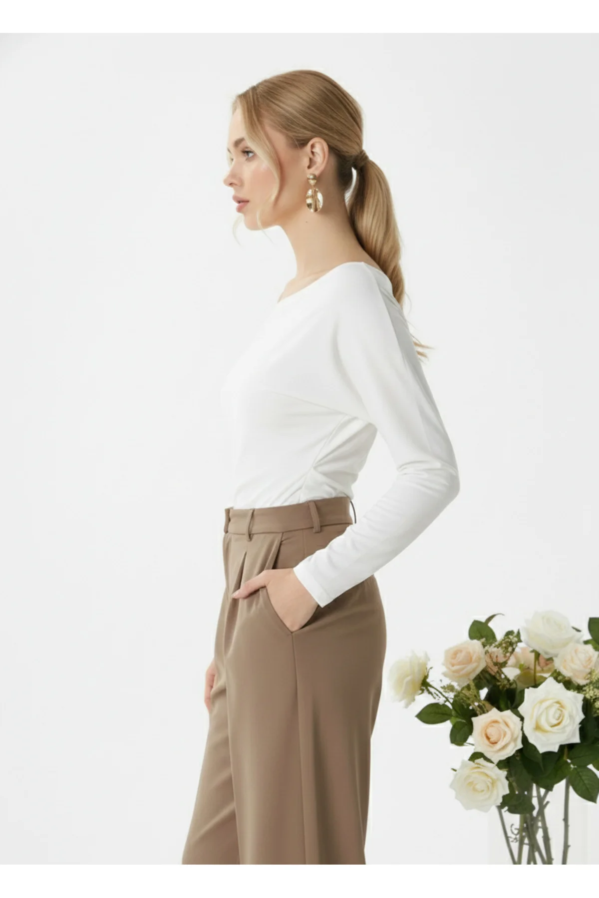 Kadın Elegant Asimetrik Omuz Detaylı Bluz Kadın Elegant Asimetrik Omuz Detaylı Bluz Fiyatı, Yorumları ve Özellikleri