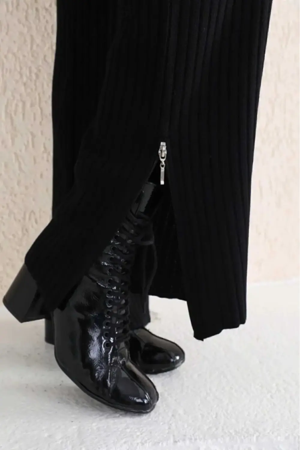 Kadın Fitilli Yaka Fermuarlı Paçası Yırtmaçlı Yanlardan Fermuarlı