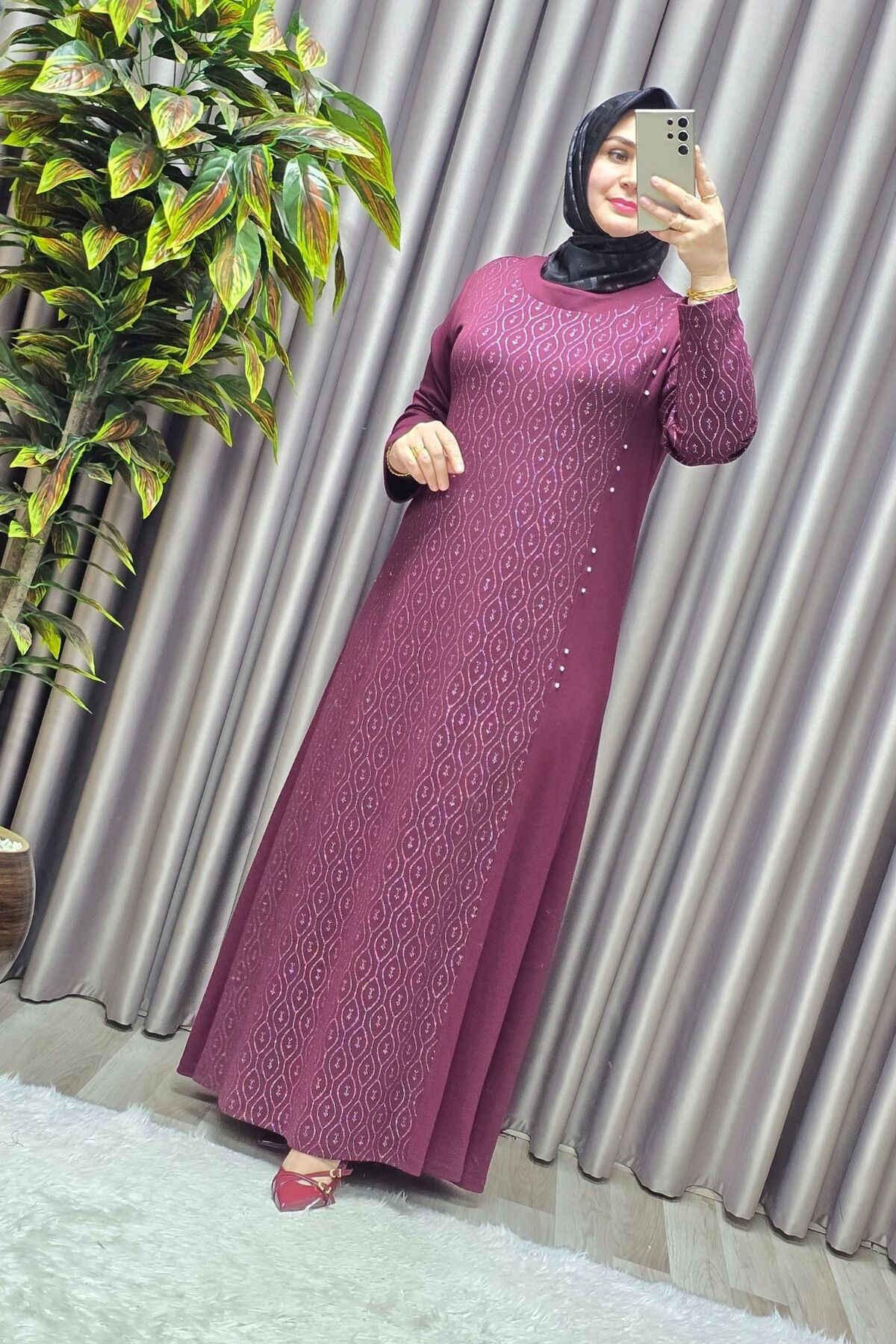 Kadın Giyim Büyük Beden Taşlı Simli Rahat Kalıp Tesettür Elmas El