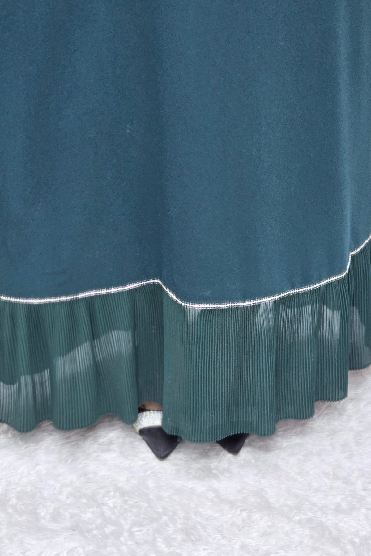 Kadın Giyim Büyük Beden Kolu ve Etek Ucu Piliseli Taşlı Abiye Elb