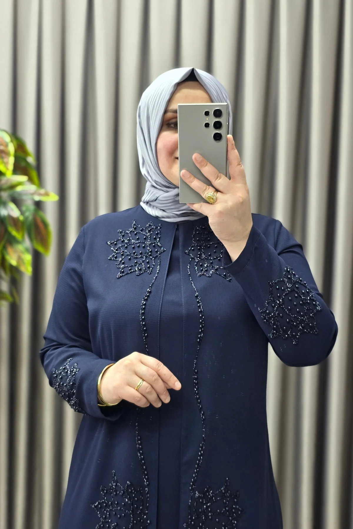 Kadın Giyim Büyük Beden Kapaklı Taşlı Krep Kumaş Nergiz Abiye