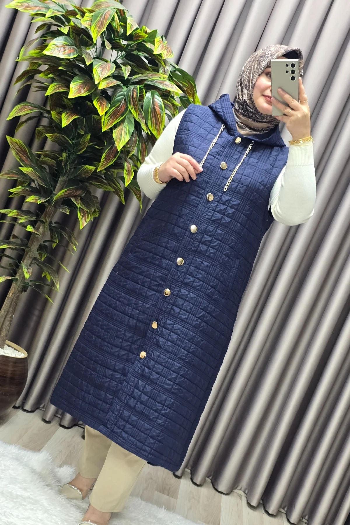 Kadın Giyim Büyük Beden Kapşonlu Astarlı Kare Desen Yelek