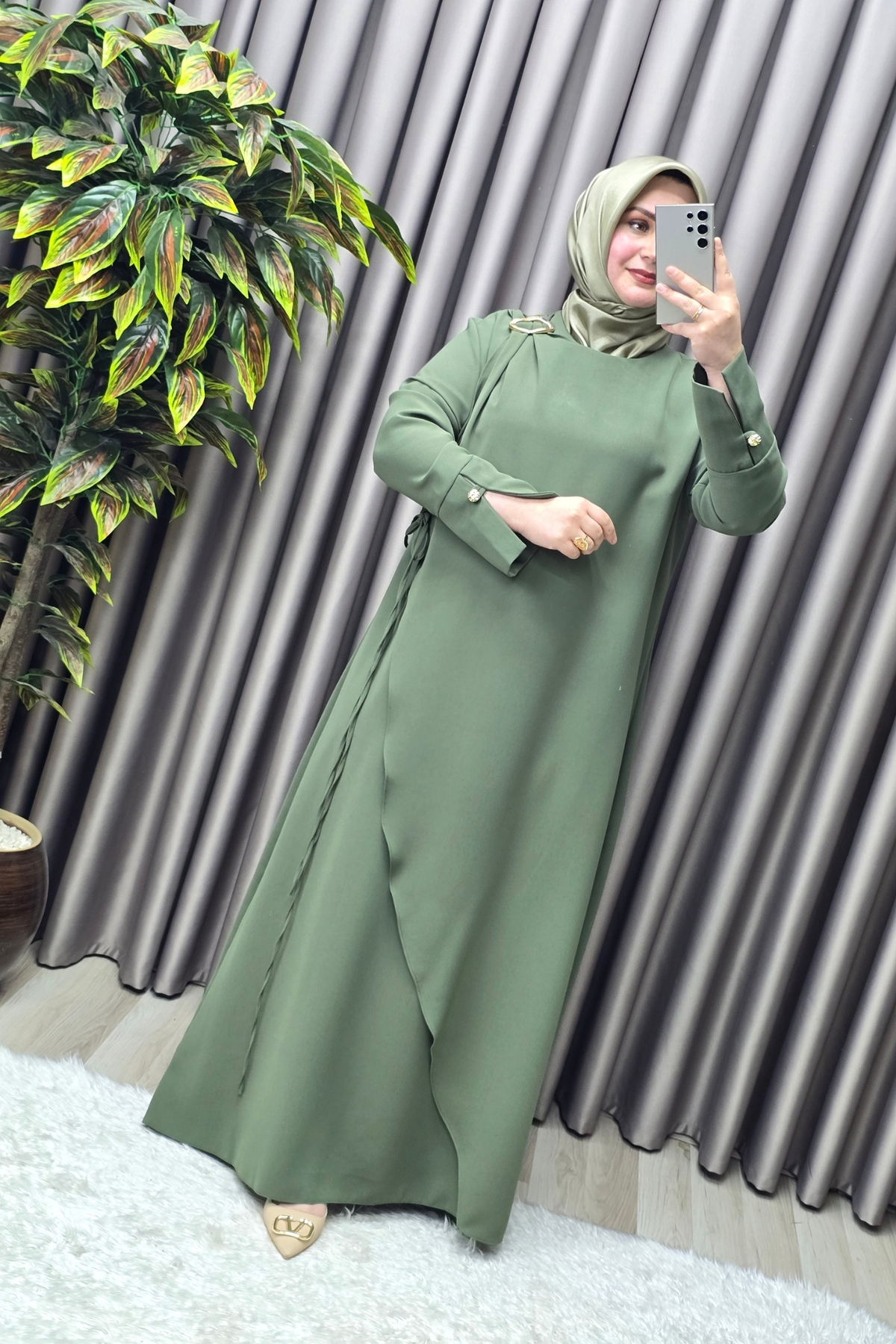 Kadın Giyim Büyük Beden Tokalı Yandan Bağcıklı Battal Krep Kumaş 