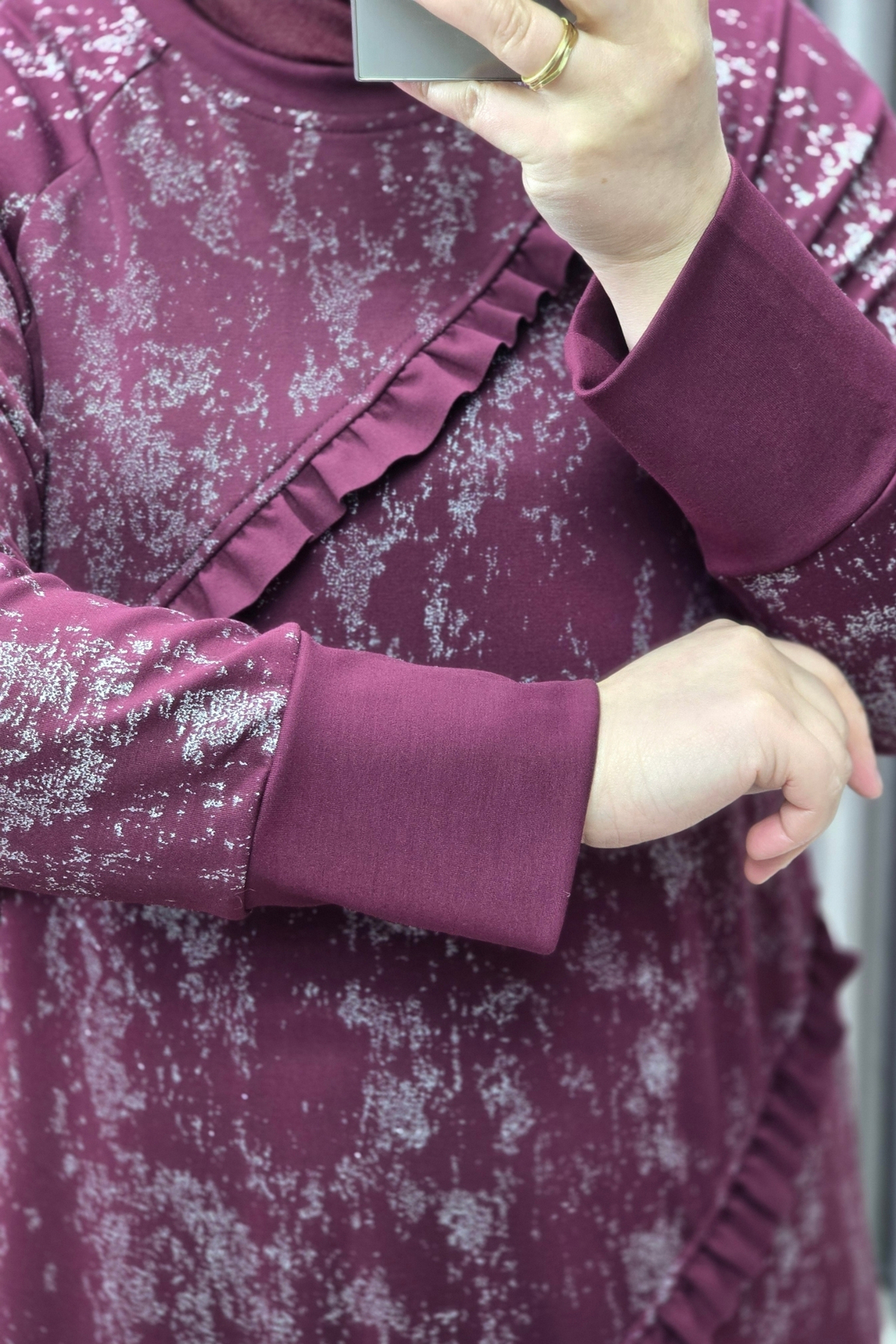 Kadın Giyim Büyük Beden Reglan Kol Önü Fırfırlı Kendinden Desenli