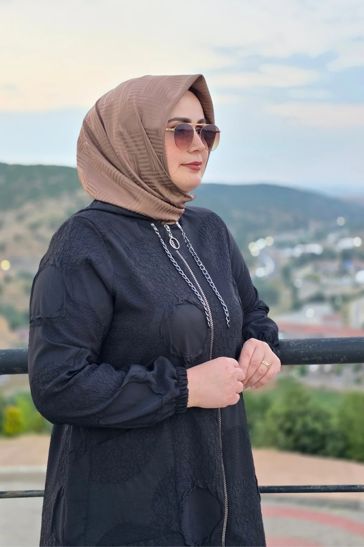 Kadın Giyim Büyük Beden Halka Kabartma Baskılı Jakarlı Kapşonlu Torba Cepli Kap - Görsel 8