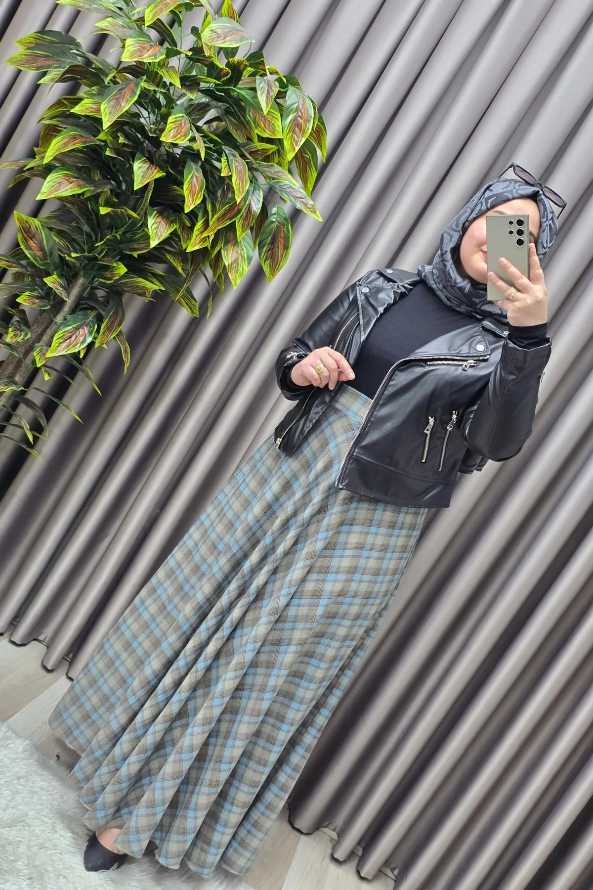 Kadın Giyim Büyük Beden Ekose Yandan Fermuarlı Etek