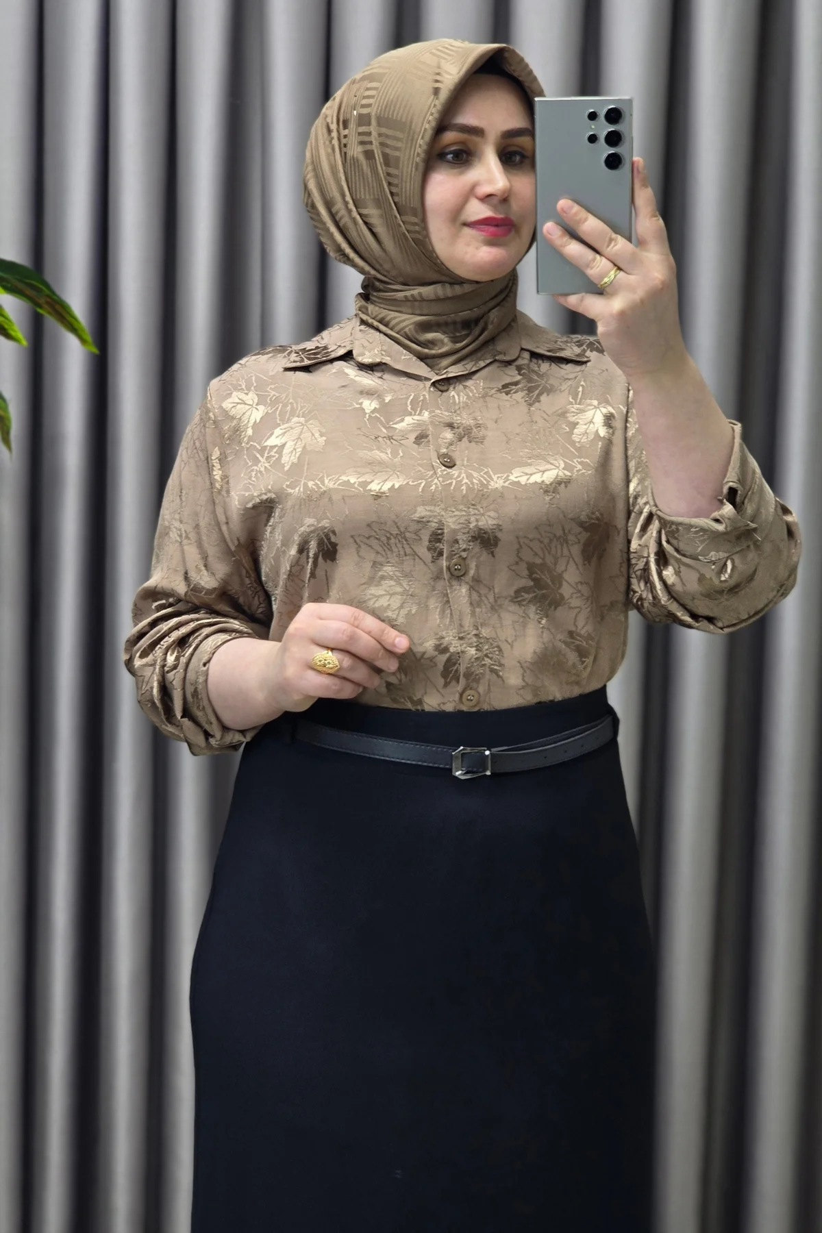 Kadın Giyim Büyük Beden Kemerli Gizli Yırtmaç Detaylı Astarlı Kre