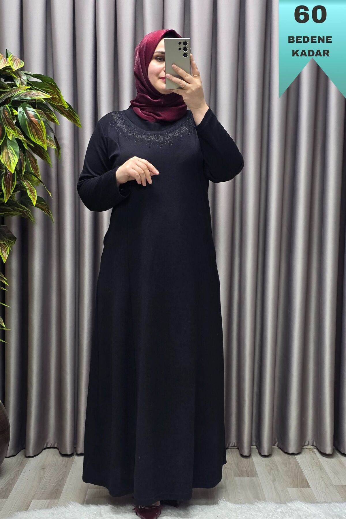 Kadın Giyim Büyük Beden Yakası Nakışlı Taşlı Tesettür Elbise