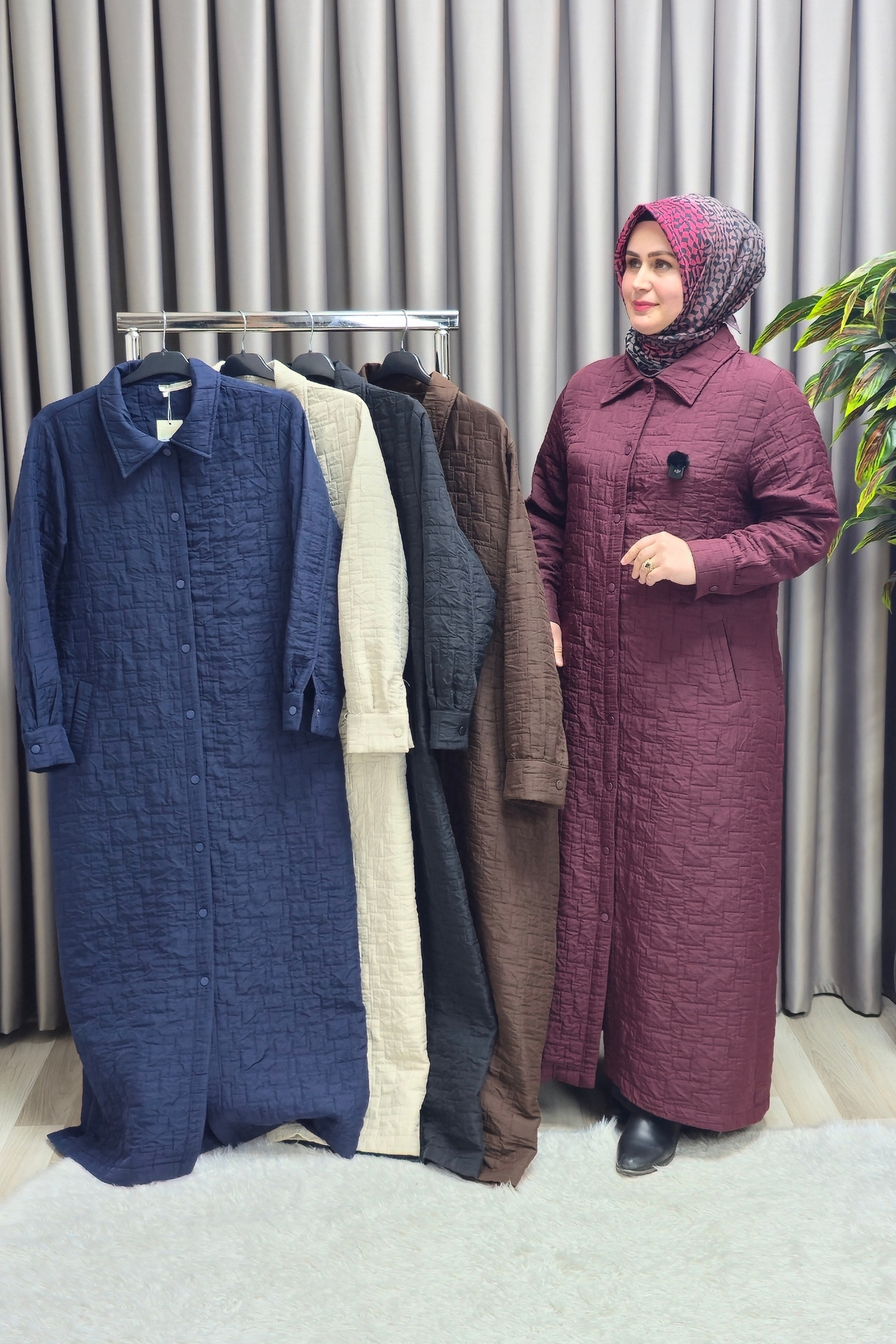 Kadın Giyim Büyük Beden Kapitone Tam Boy Manşet Kol Çıtçıtlı Kap