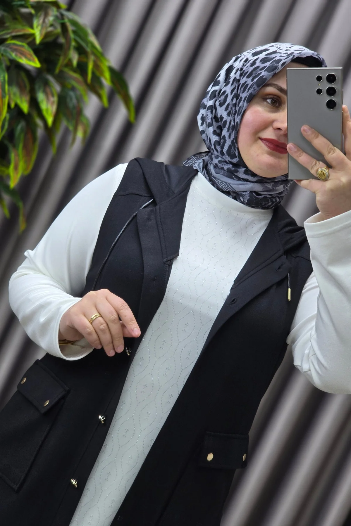 Kadın Giyim Büyük Beden Kapşonlu Yelekli Rivetli Spor Modal Üçlü 