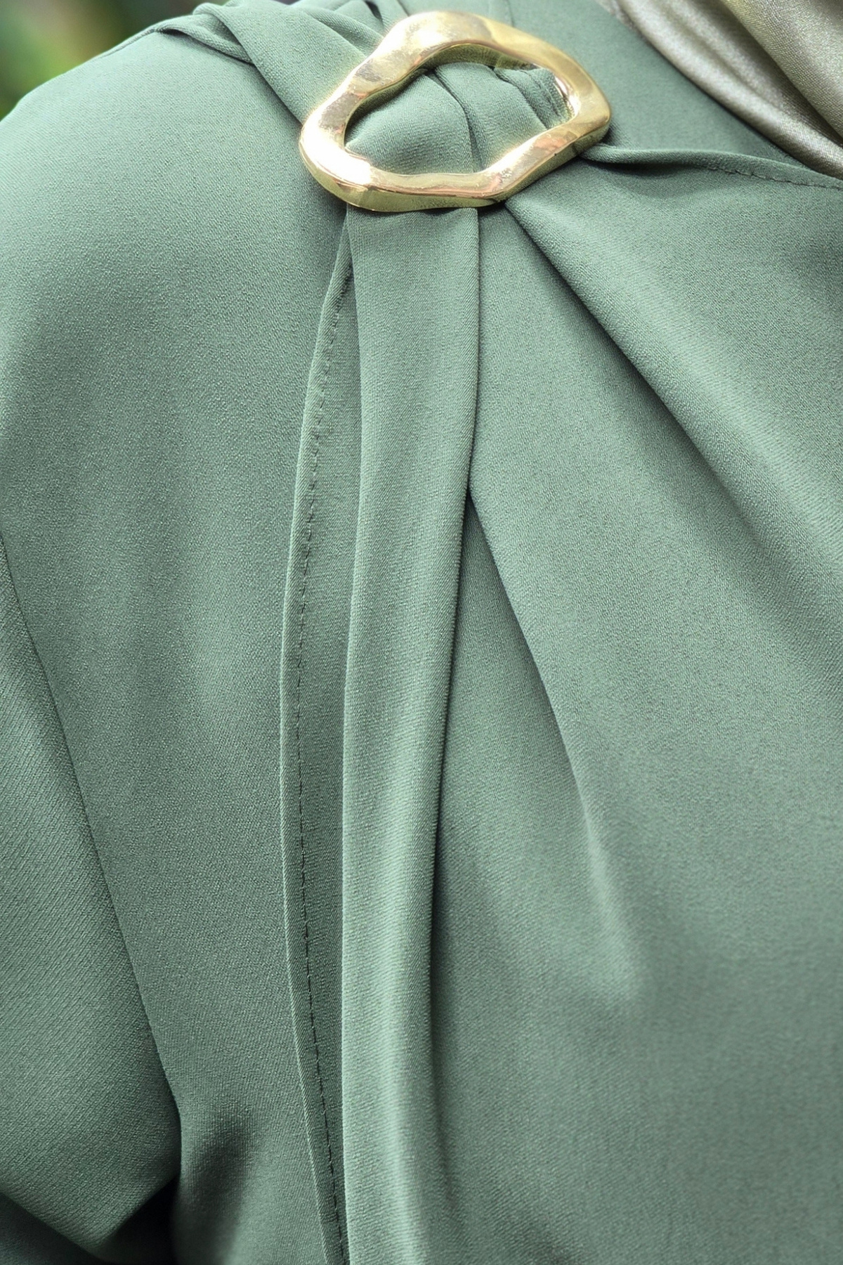 Kadın Giyim Büyük Beden Tokalı Yandan Bağcıklı Battal Krep Kumaş 