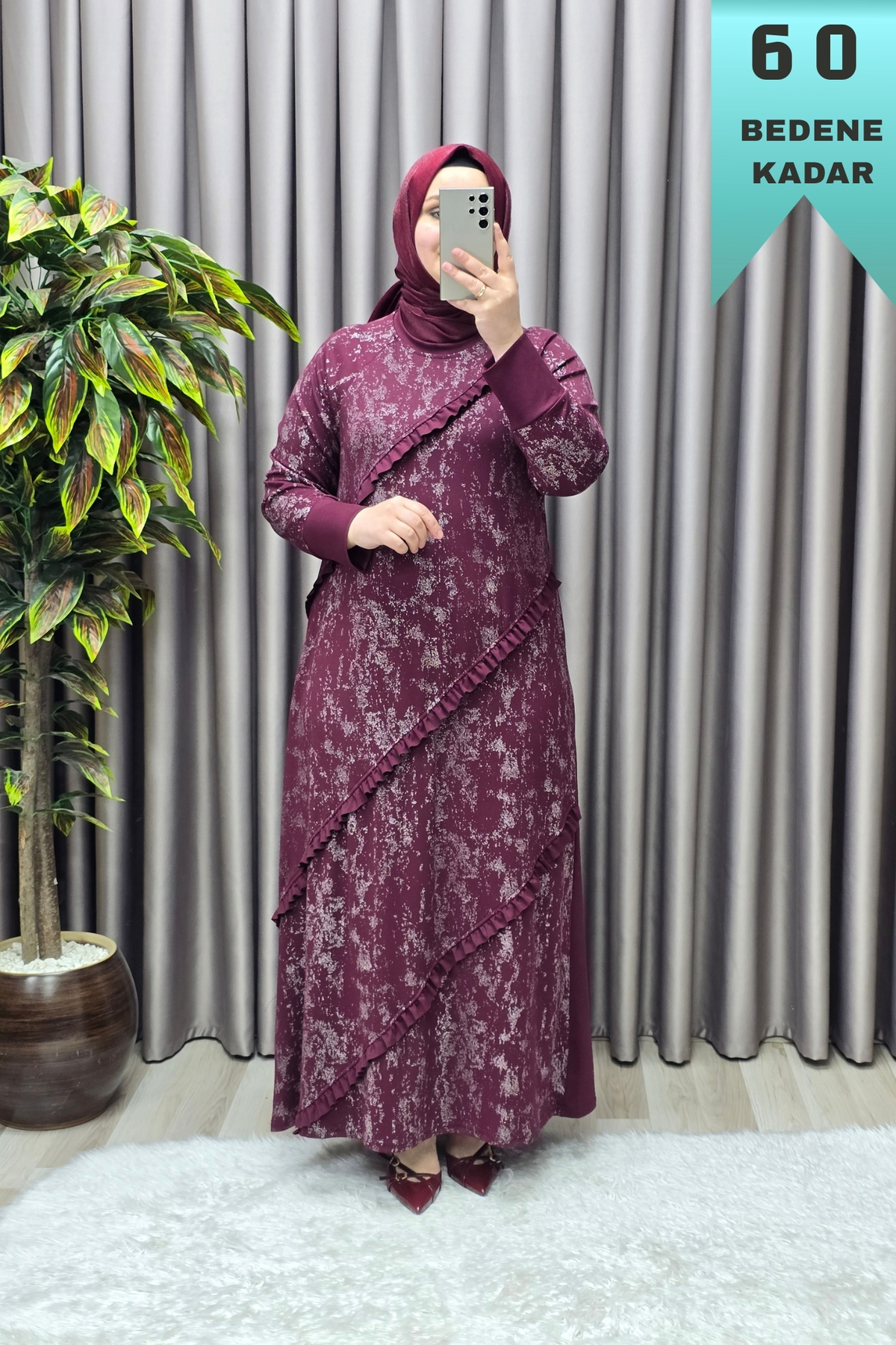 Kadın Giyim Büyük Beden Reglan Kol Önü Fırfırlı Kendinden Desenli