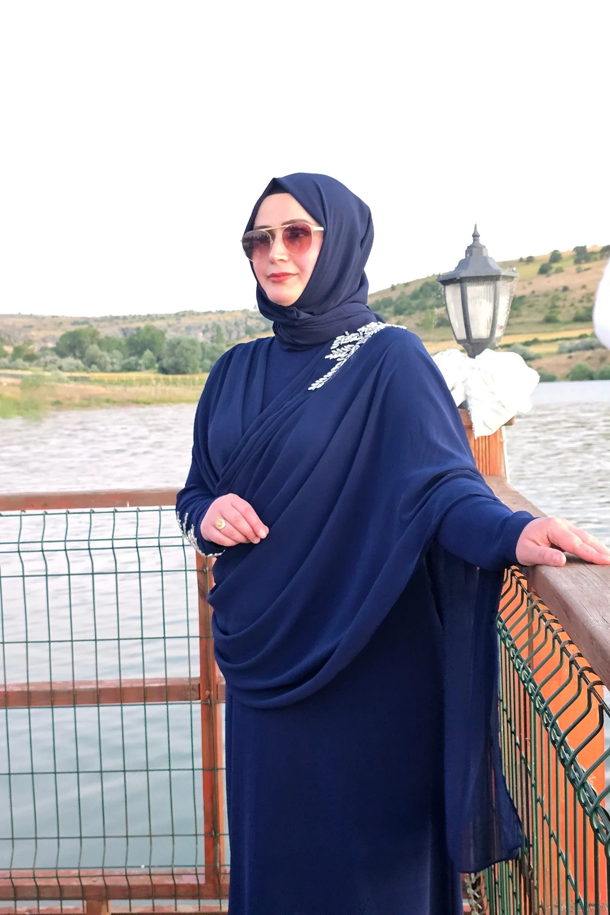 Kadın Giyim Büyük Beden Kolu ve Omuzu Taş İşlemeli Drapeli Şifon Abiye Fiyatı, Yorumları ve Özellikleri