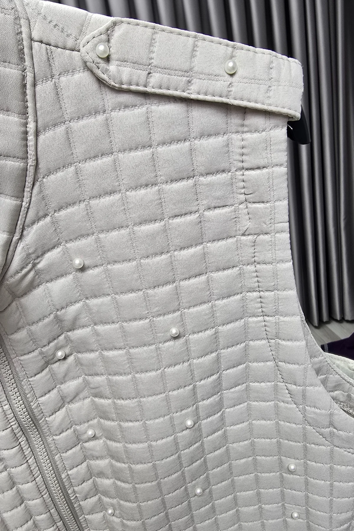 Kadın Giyim Büyük Beden İnci Detay Kapitone Yelek