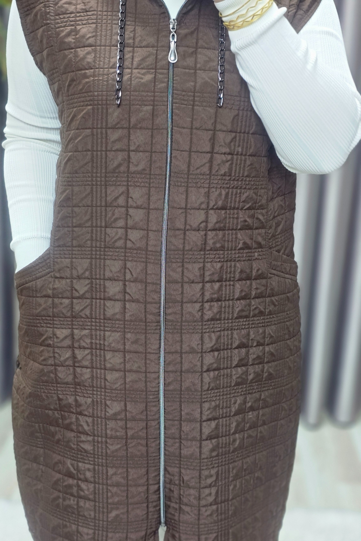 Elmas Tesettür Kadın Giyim Büyük Beden Kapitone Dik Cep Yelek