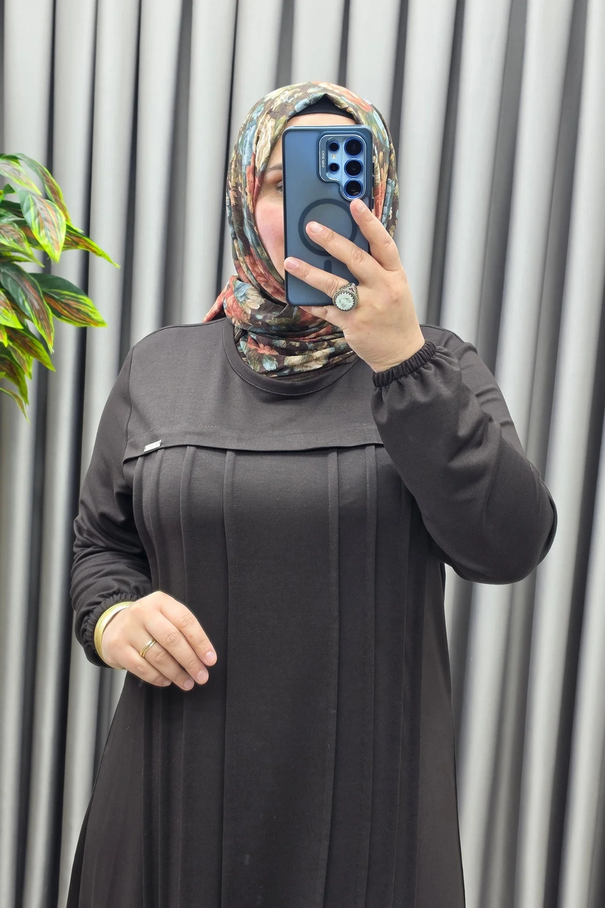 Kadın Giyim Büyük Beden Kolu Lastikli Çimalı Robalı Kristal Elbise - Görsel 6