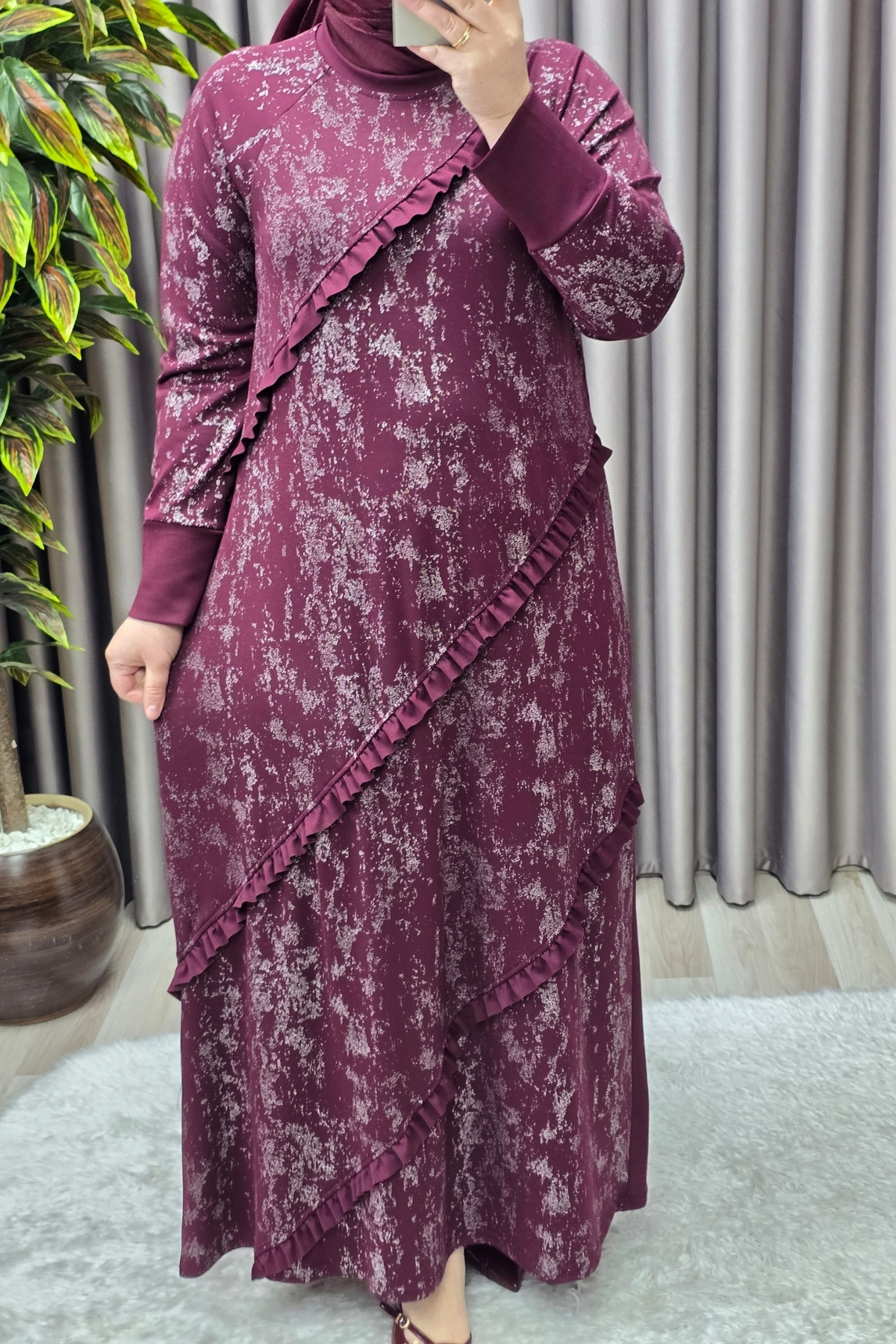 Kadın Giyim Büyük Beden Reglan Kol Önü Fırfırlı Kendinden Desenli