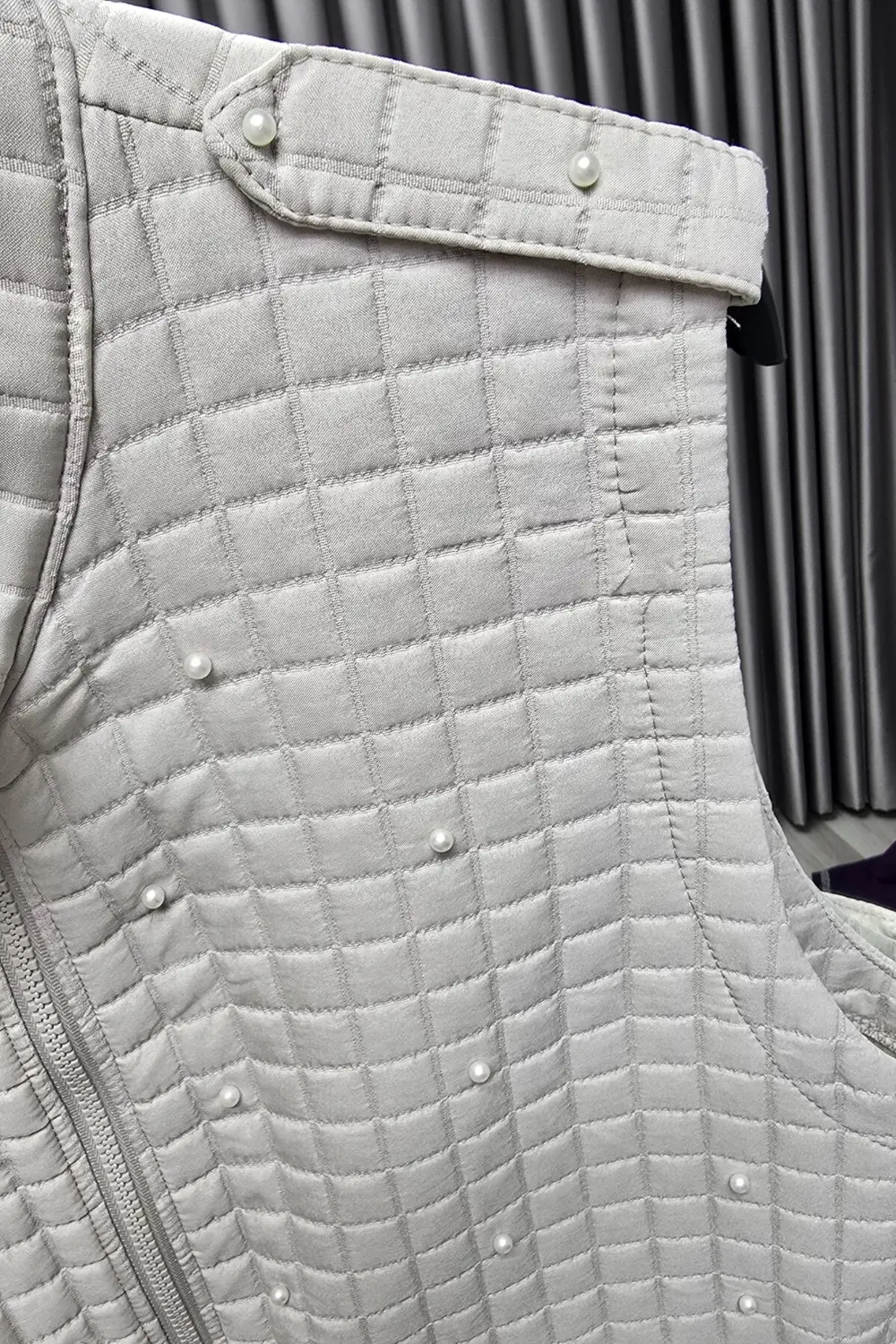 Kadın Giyim Büyük Beden İnci Detay Kapitone Yelek