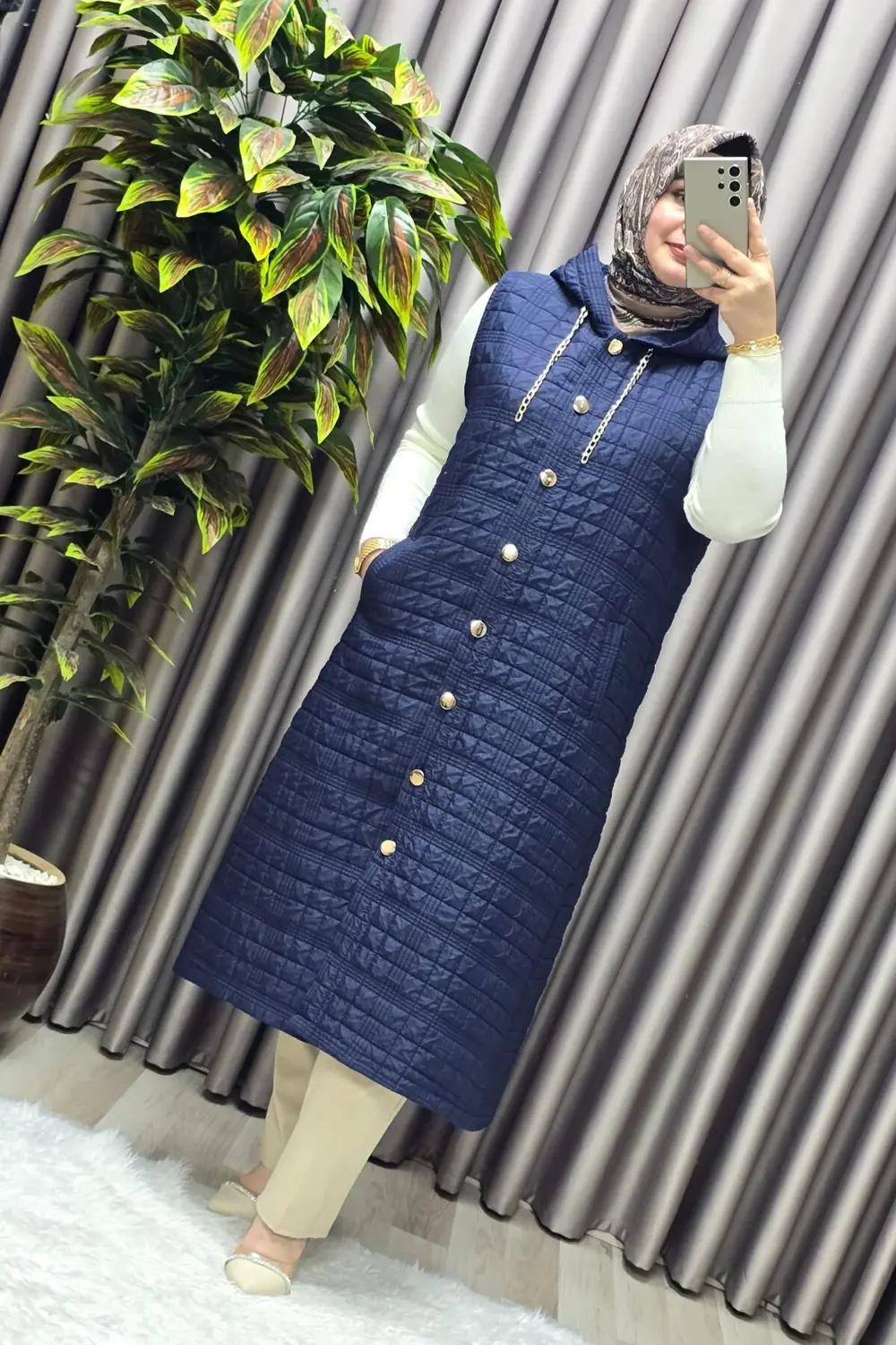 Kadın Giyim Büyük Beden Kapşonlu Astarlı Kare Desen Yelek