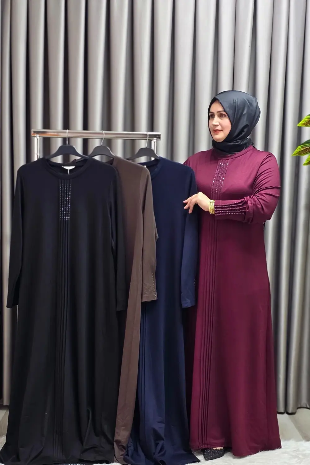 Kadın Giyim Büyük Beden Kolu Nevrür Taşlı Çimalı Elbise