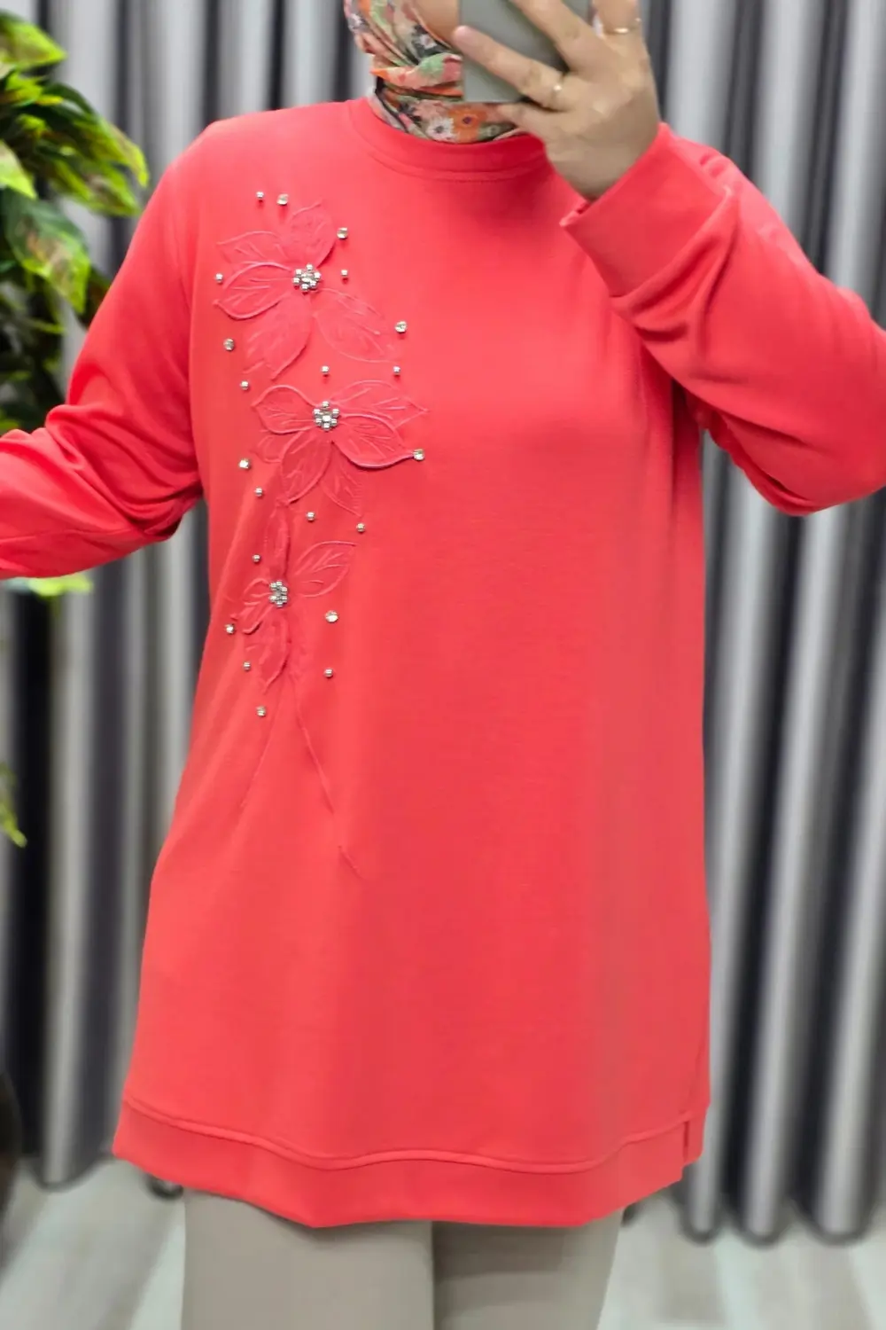 Kadın Giyim Büyük Beden Modal Çiçek Aplik Tunik