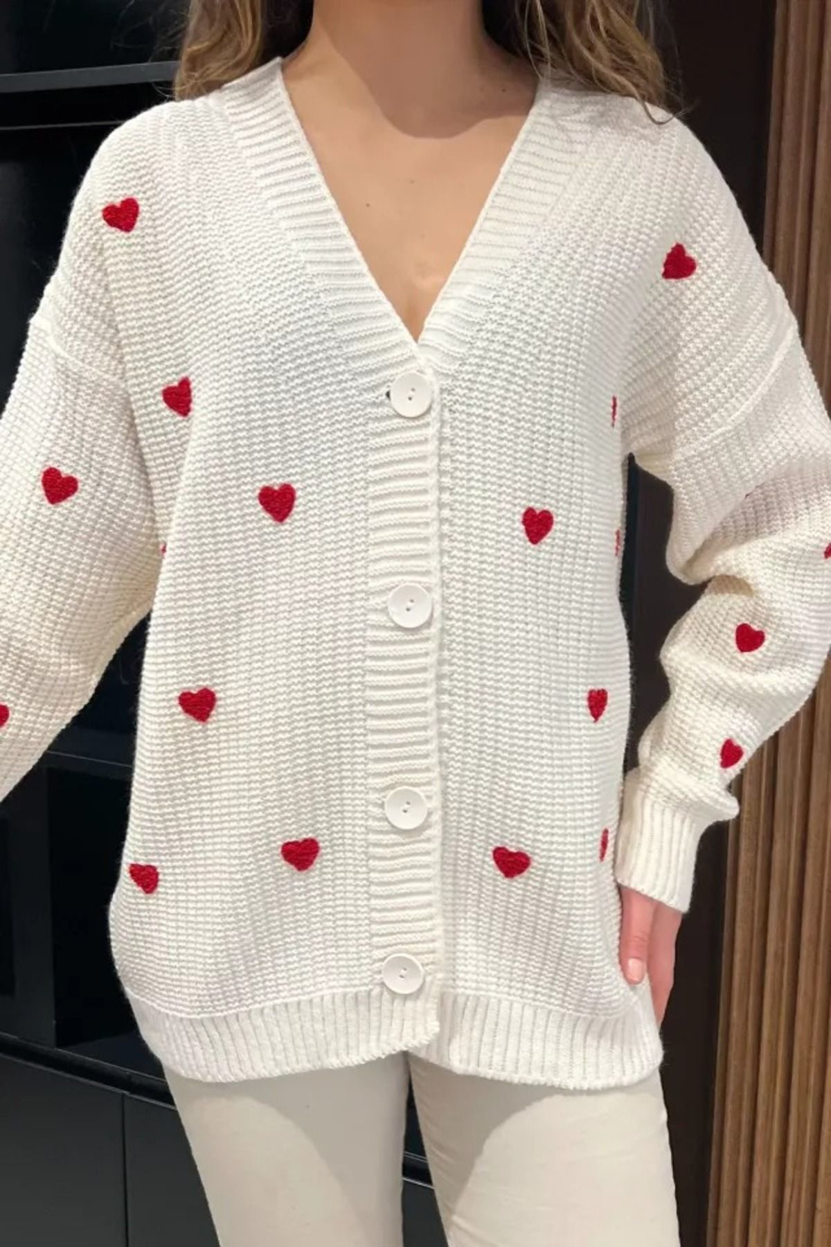 Kadın giyim kalp detay hırka