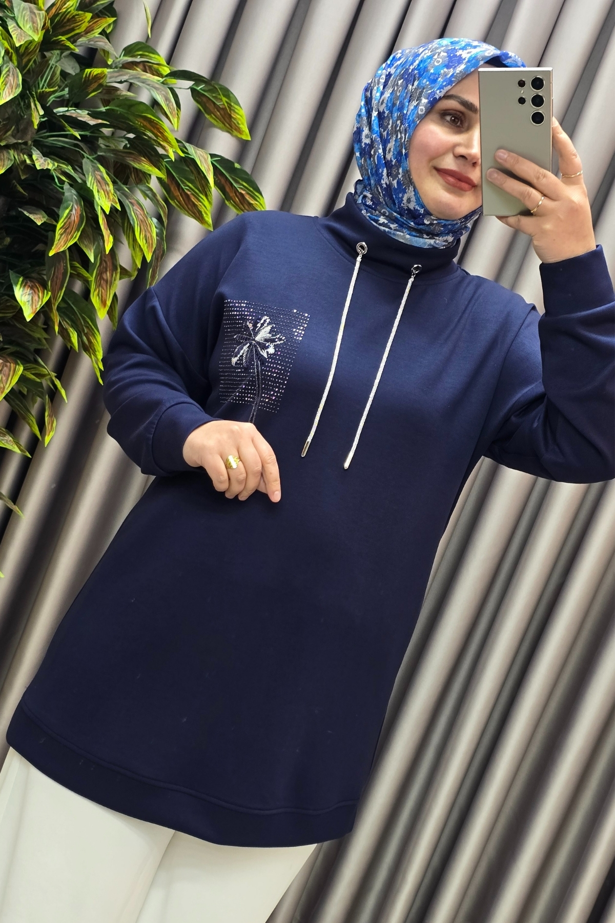 Elmas Tesettür Kadın Giyim Modal Sırtı Nakışlı Tunik