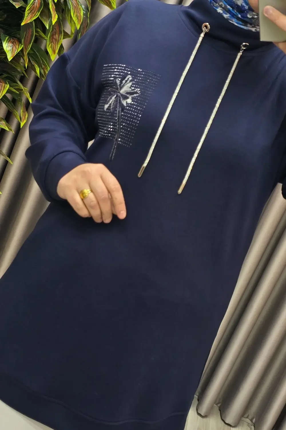 Kadın Giyim Modal Sırtı Nakışlı Tunik