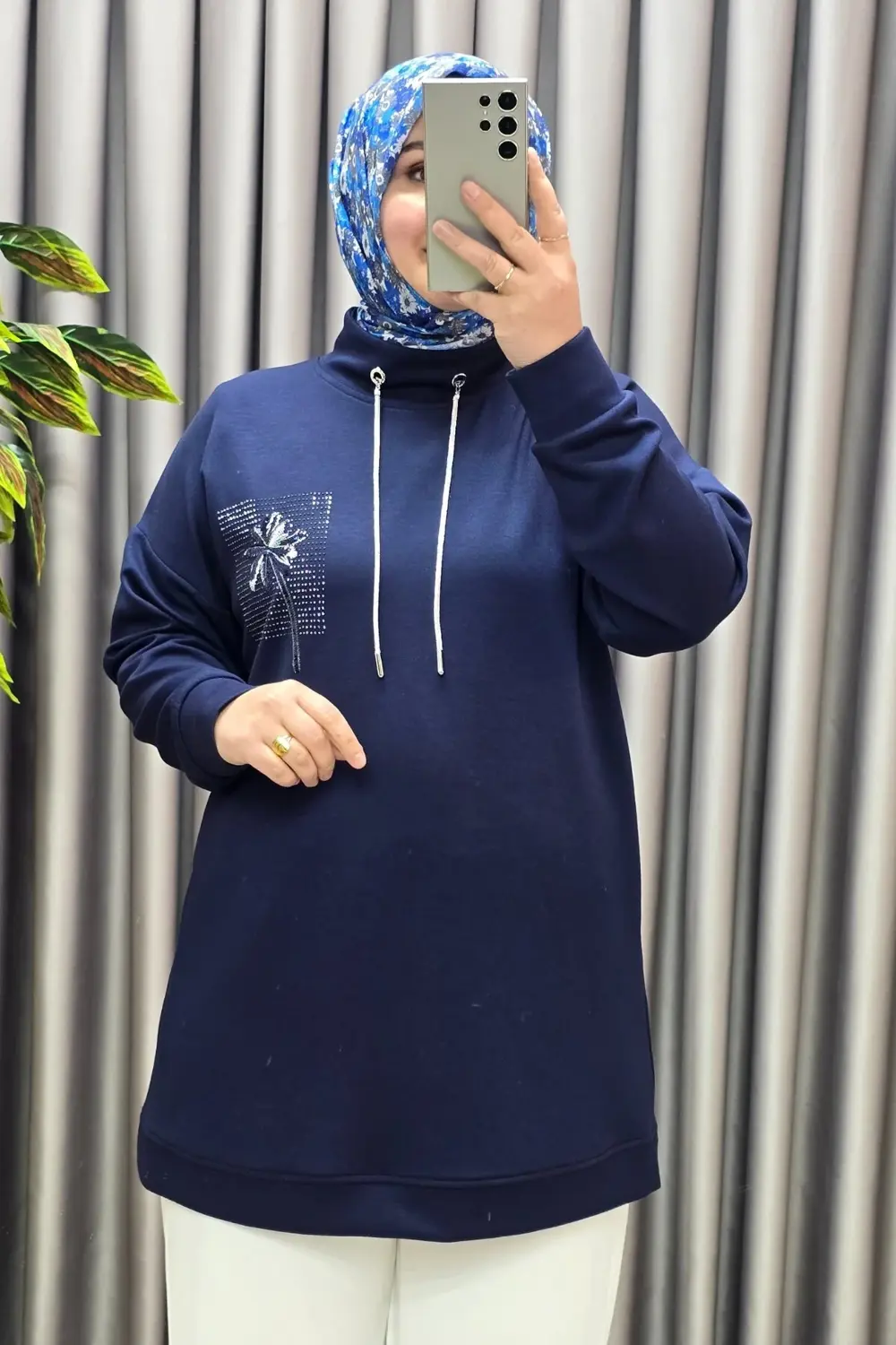 Kadın Giyim Modal Sırtı Nakışlı Tunik