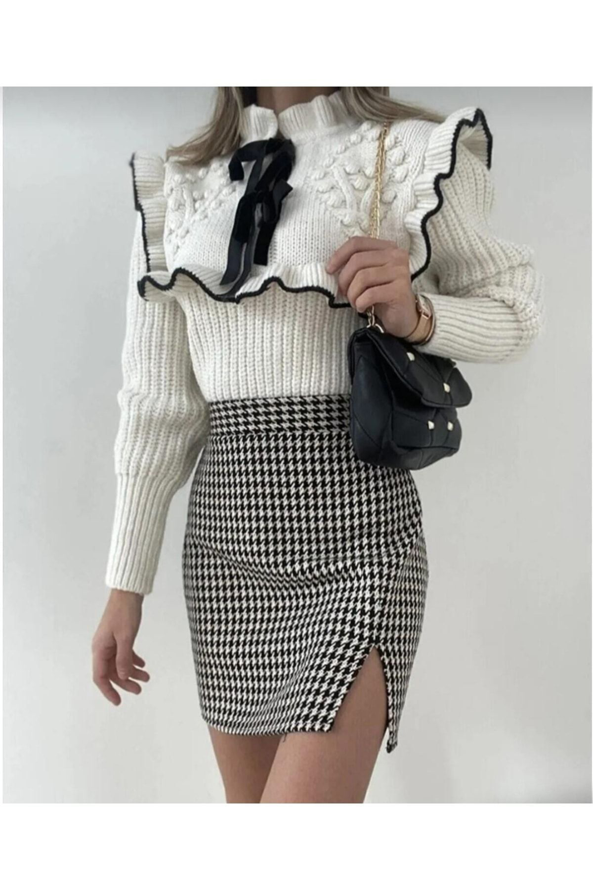 Kadın Giyim Yakası Bağlamalı Fırfır Detay Şık Kazak