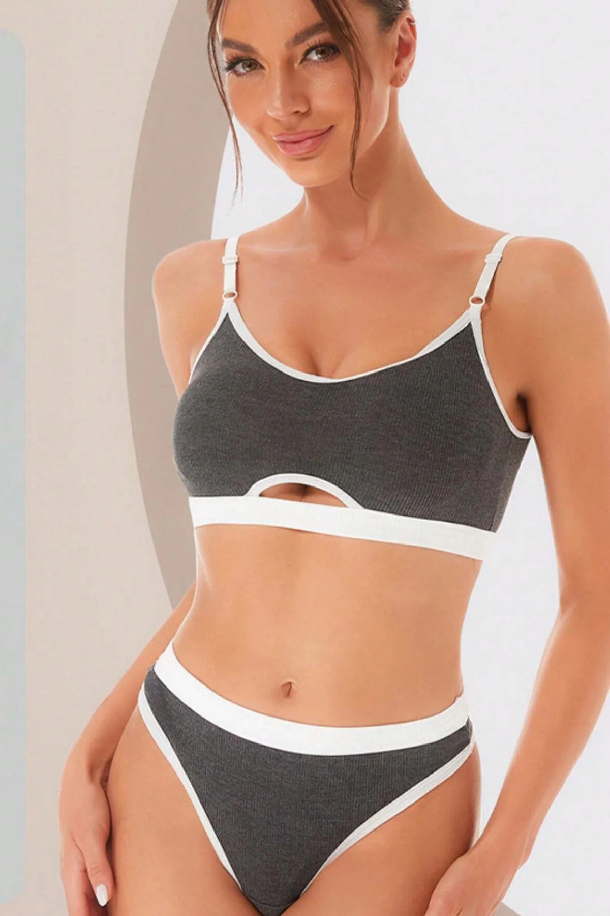 Kadın Gri Antrasit Kaşkorse ve Beyaz Lastikli Cut-Out Tanga Külot