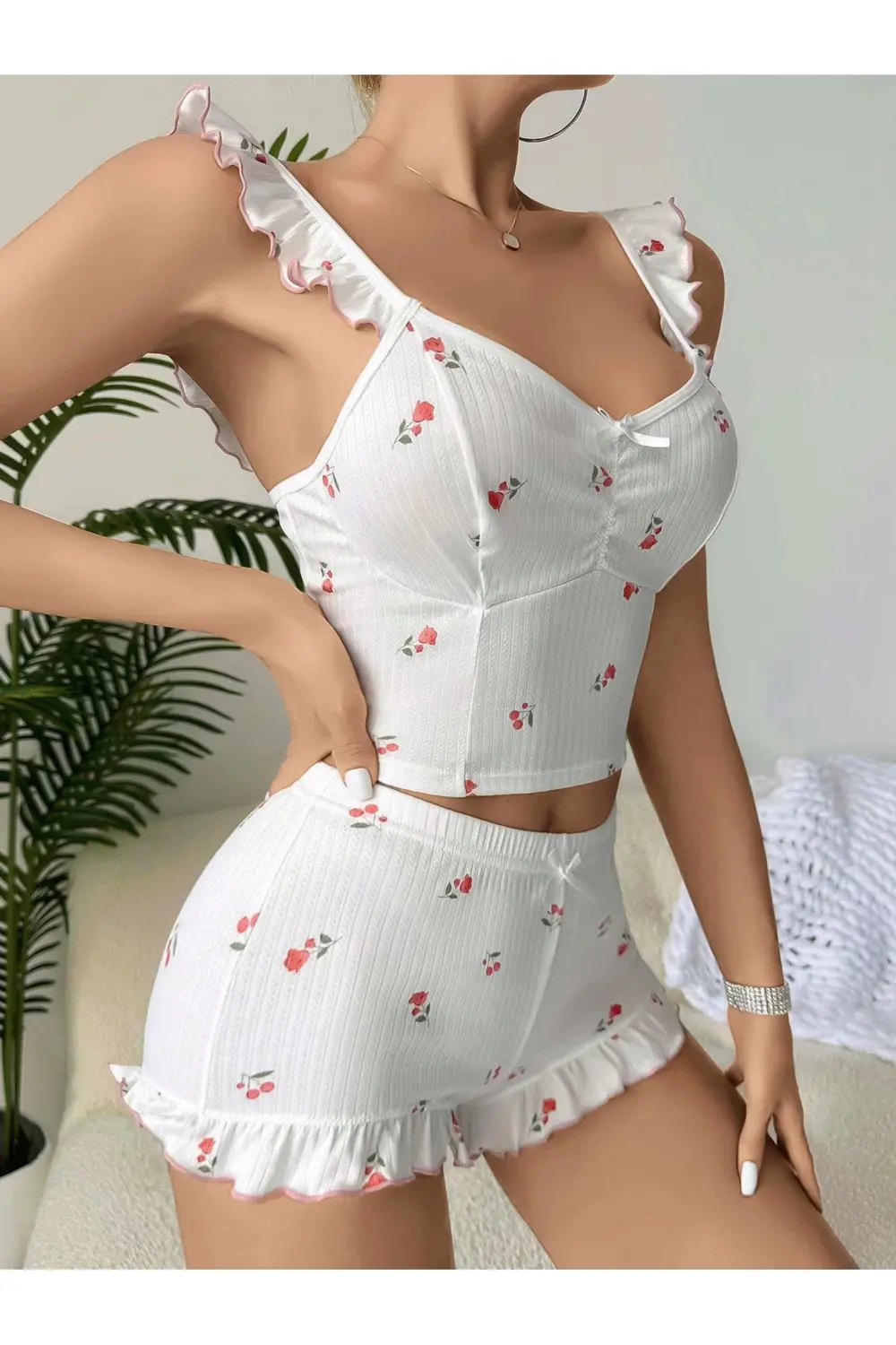 Kadın Gül ve Kiraz Desenli Şortlu Gecelik Takım 5112