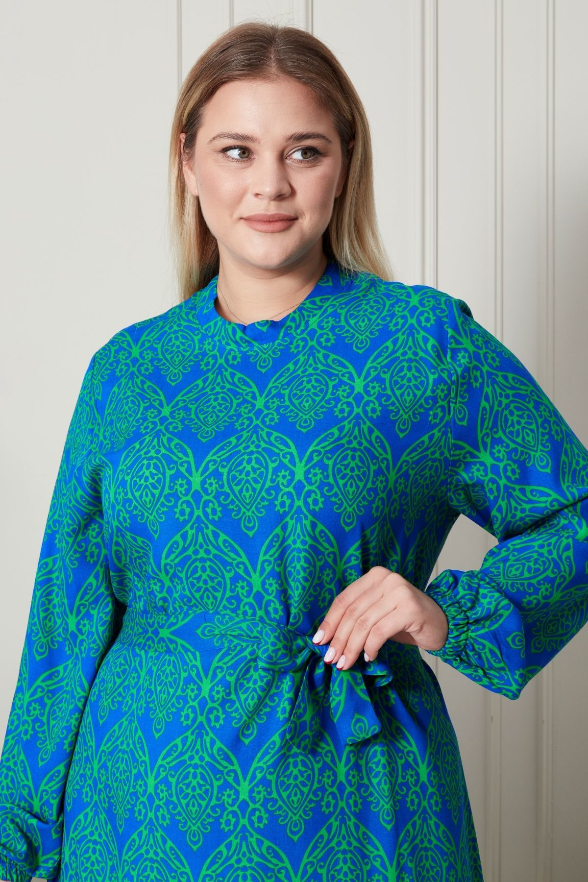 Kadin Hakim Yaka Buyuk Beden Elbise Tesettur Viskon Kumas Pileli