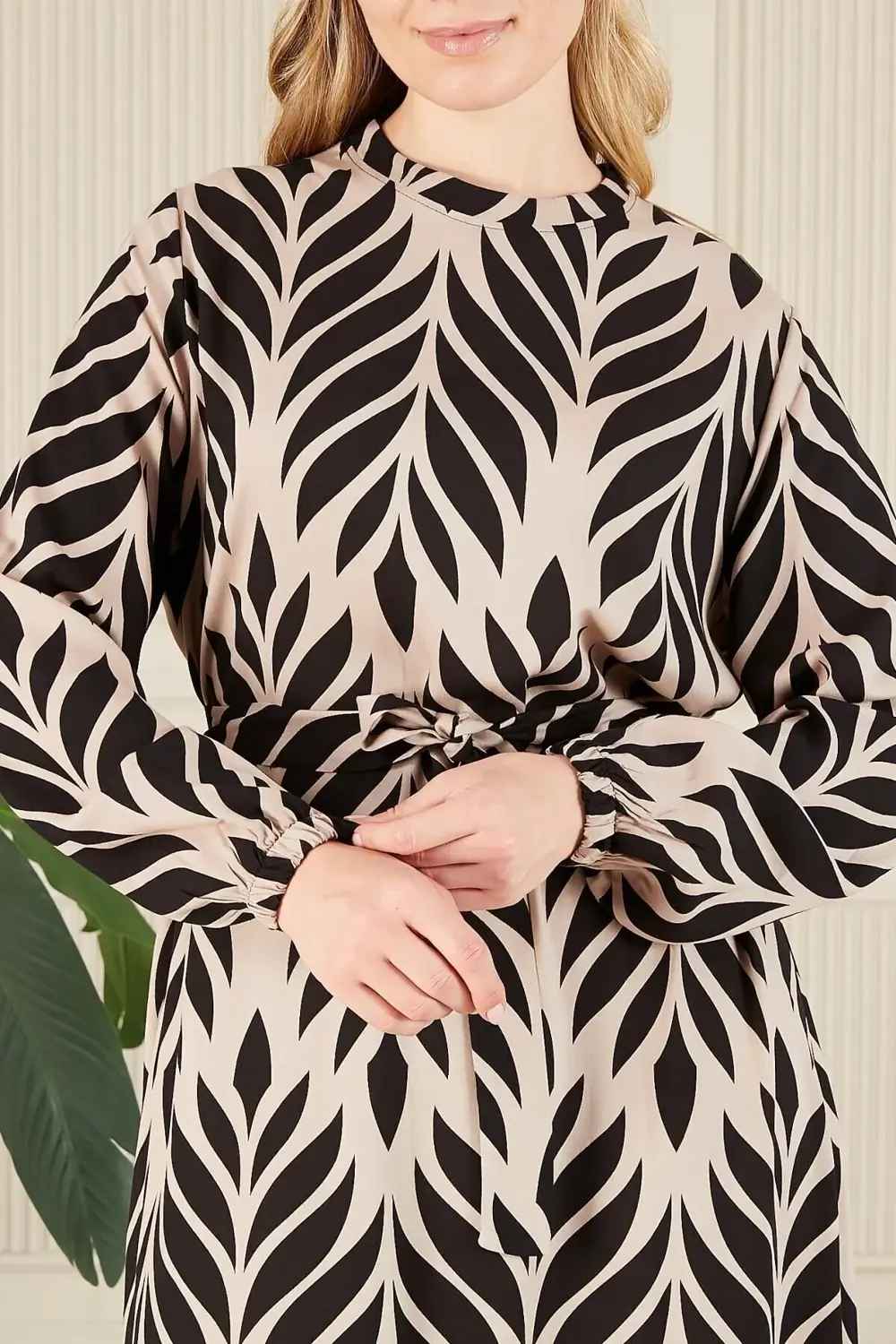 Kadin Hakim Yaka Buyuk Beden Elbise Tesettur Viskon Kumas Pileli