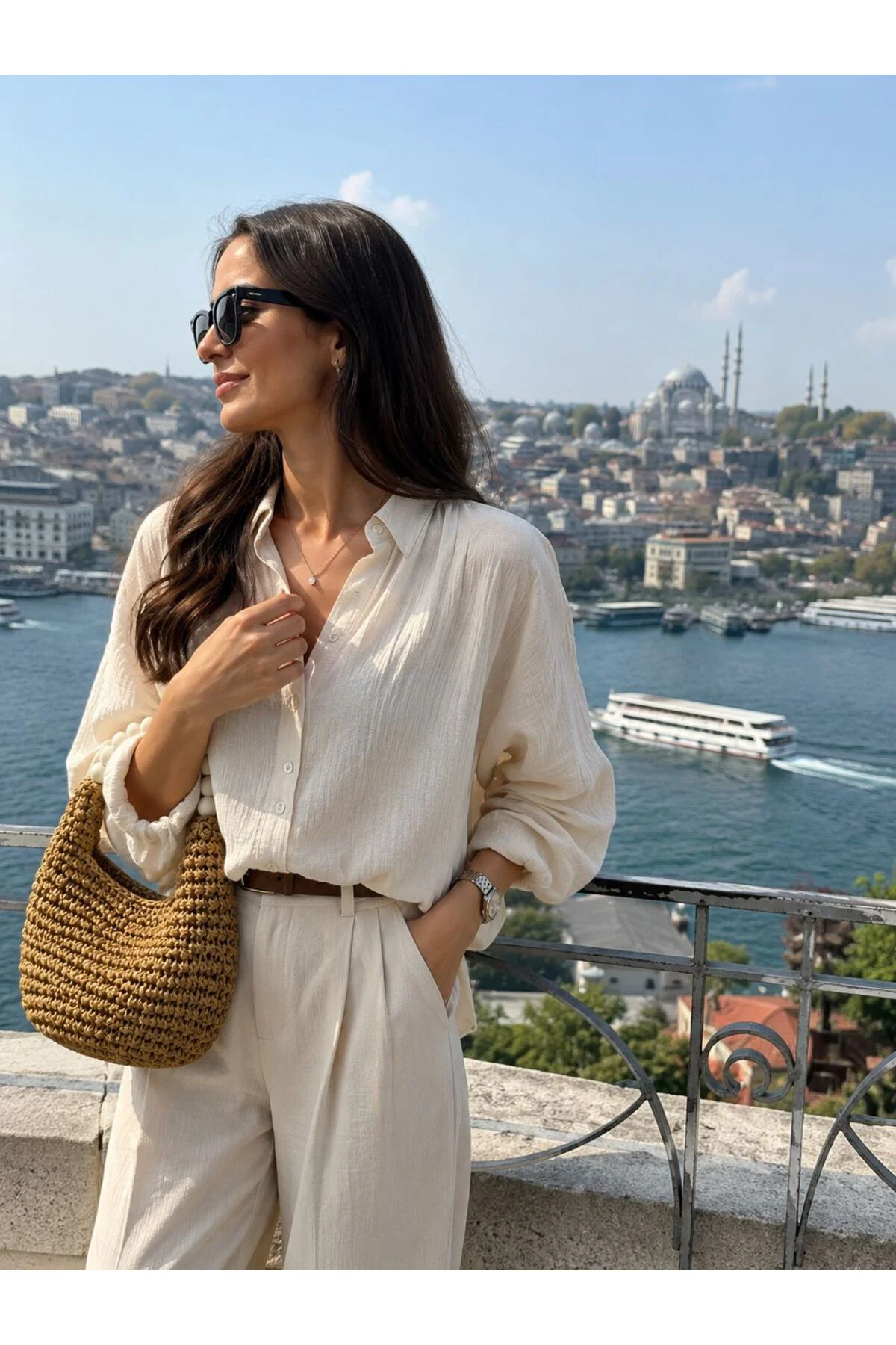 Kadın Hasır Örgü Çanta – El Yapımı Boncuk Saplı Omuz ve El Çantası – Bohem Yazlık Omuz Çanta Kadın Hasır Örgü Çanta – El Yapımı Boncuk Saplı Omuz ve El Çantası – Bohem Yazlık Omuz Çanta